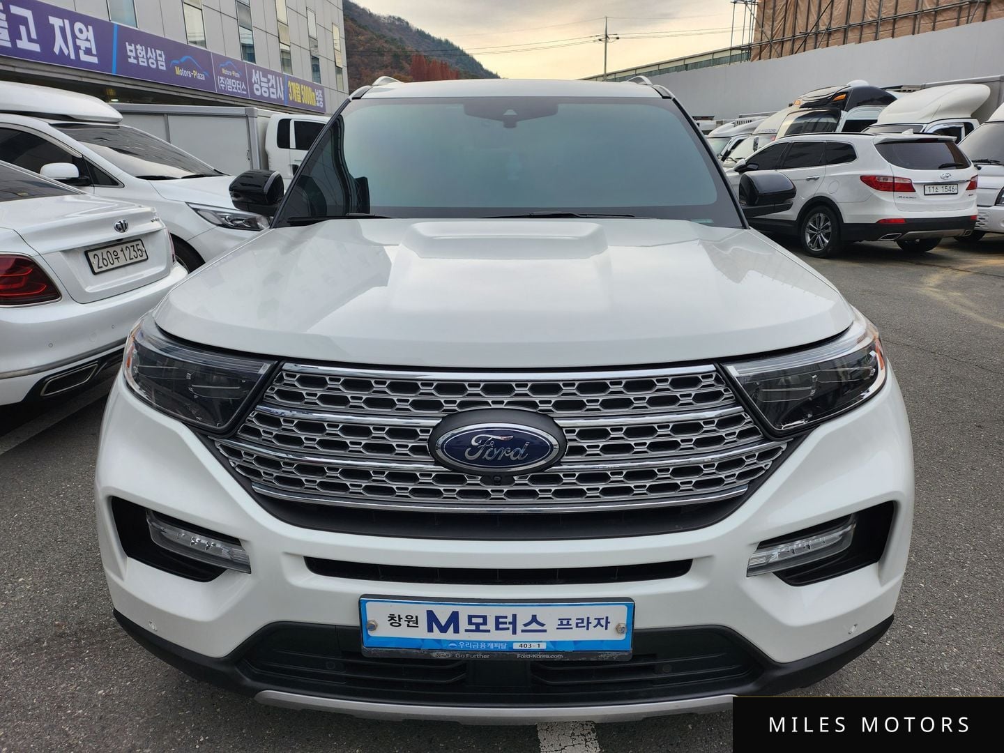 Ford Explorer 2020 — фото 1 из 12