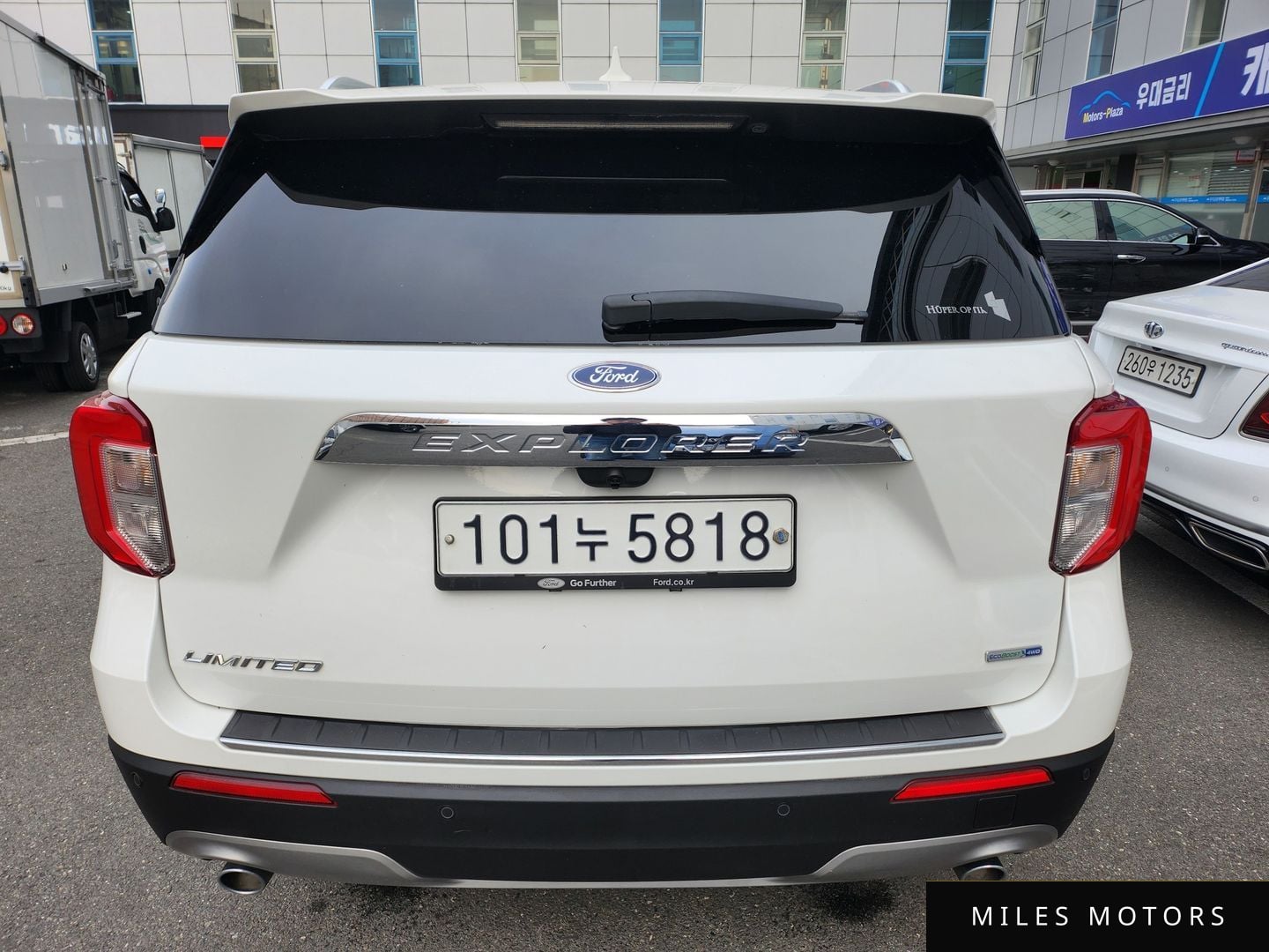 Ford Explorer 2020 — миниатюра 2