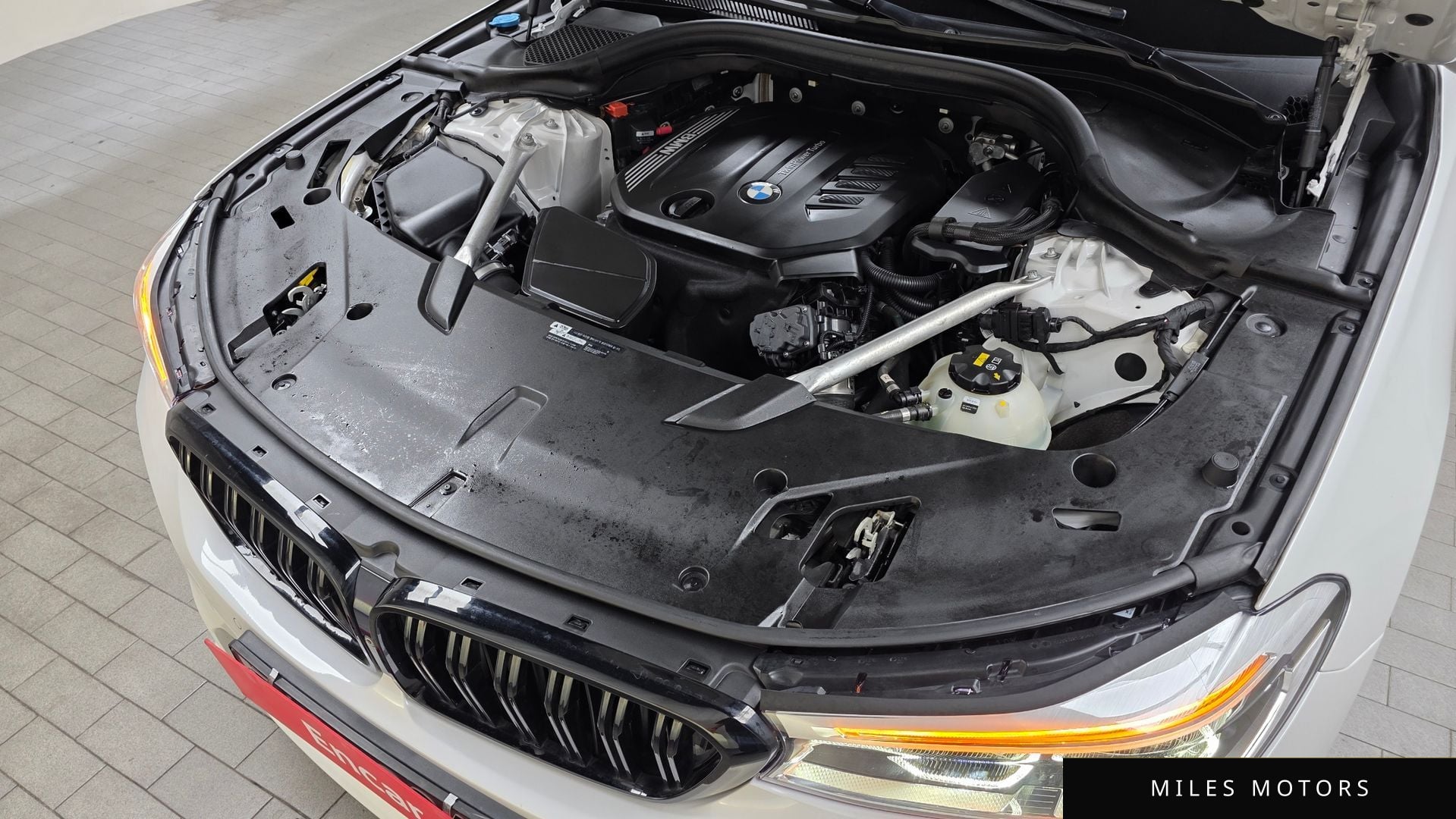 BMW 6 Series GT (G32) 2019 — миниатюра 6