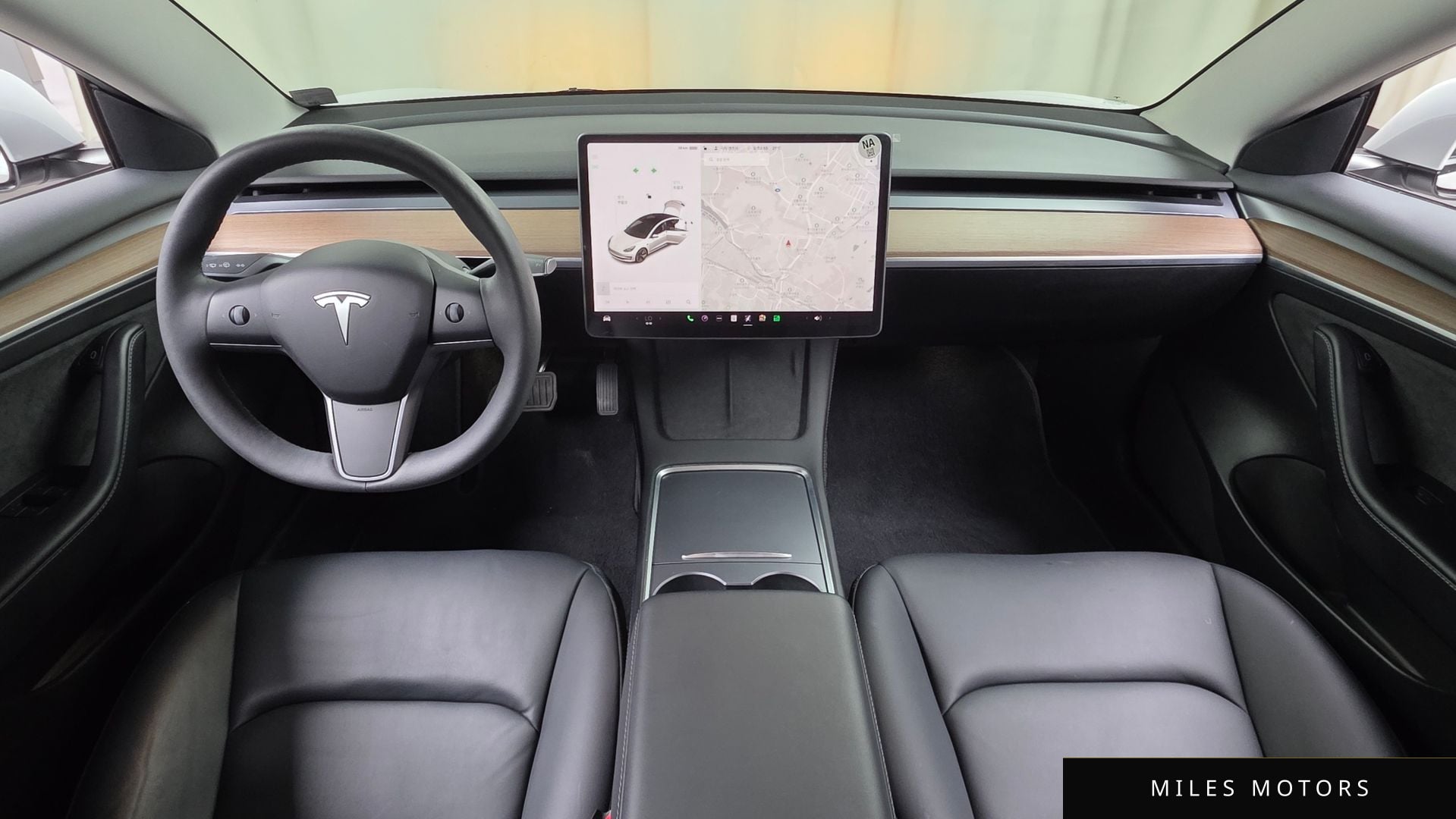 Tesla Model 3 2022 — миниатюра 10