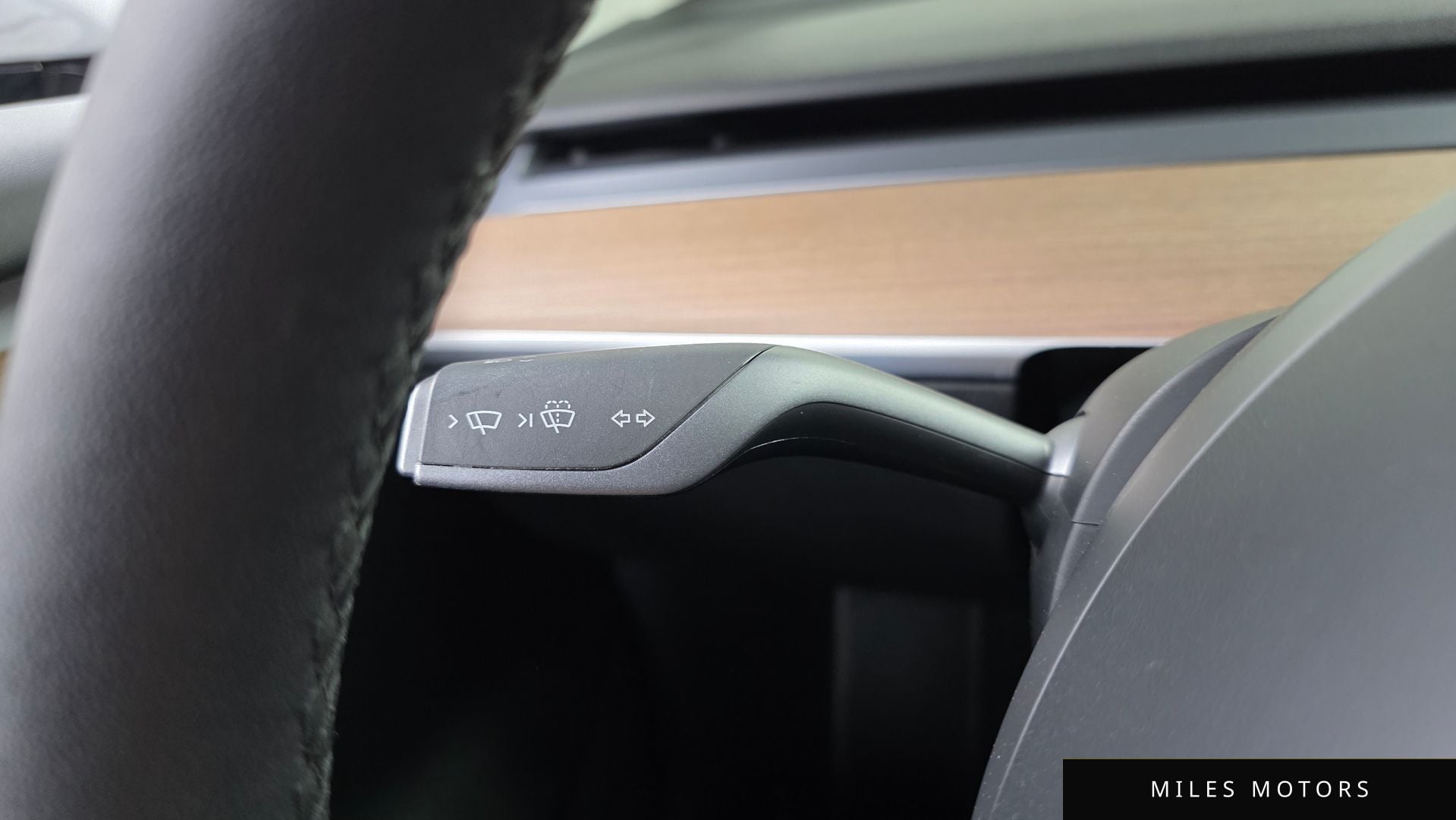 Tesla Model 3 2022 — миниатюра 28