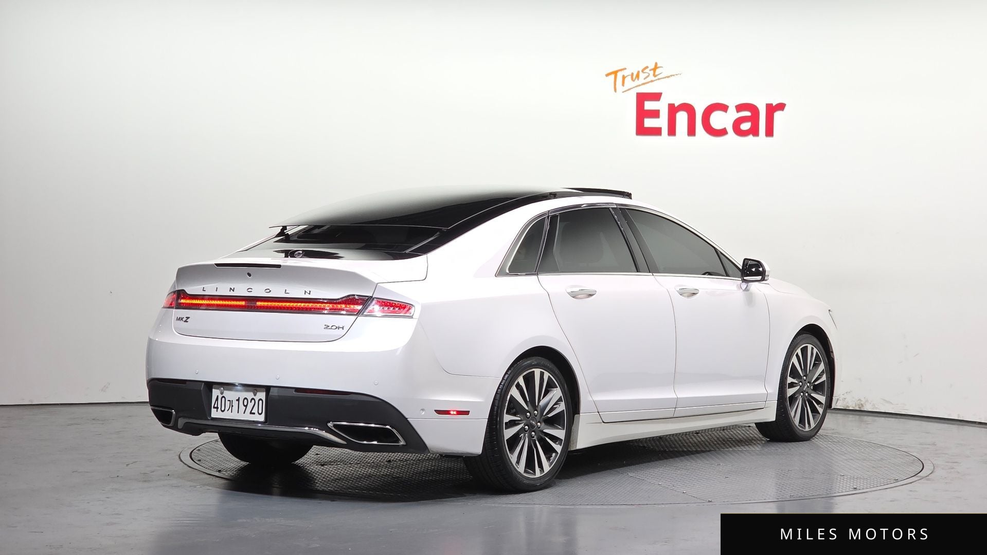Lincoln MKZ 2017 — миниатюра 2