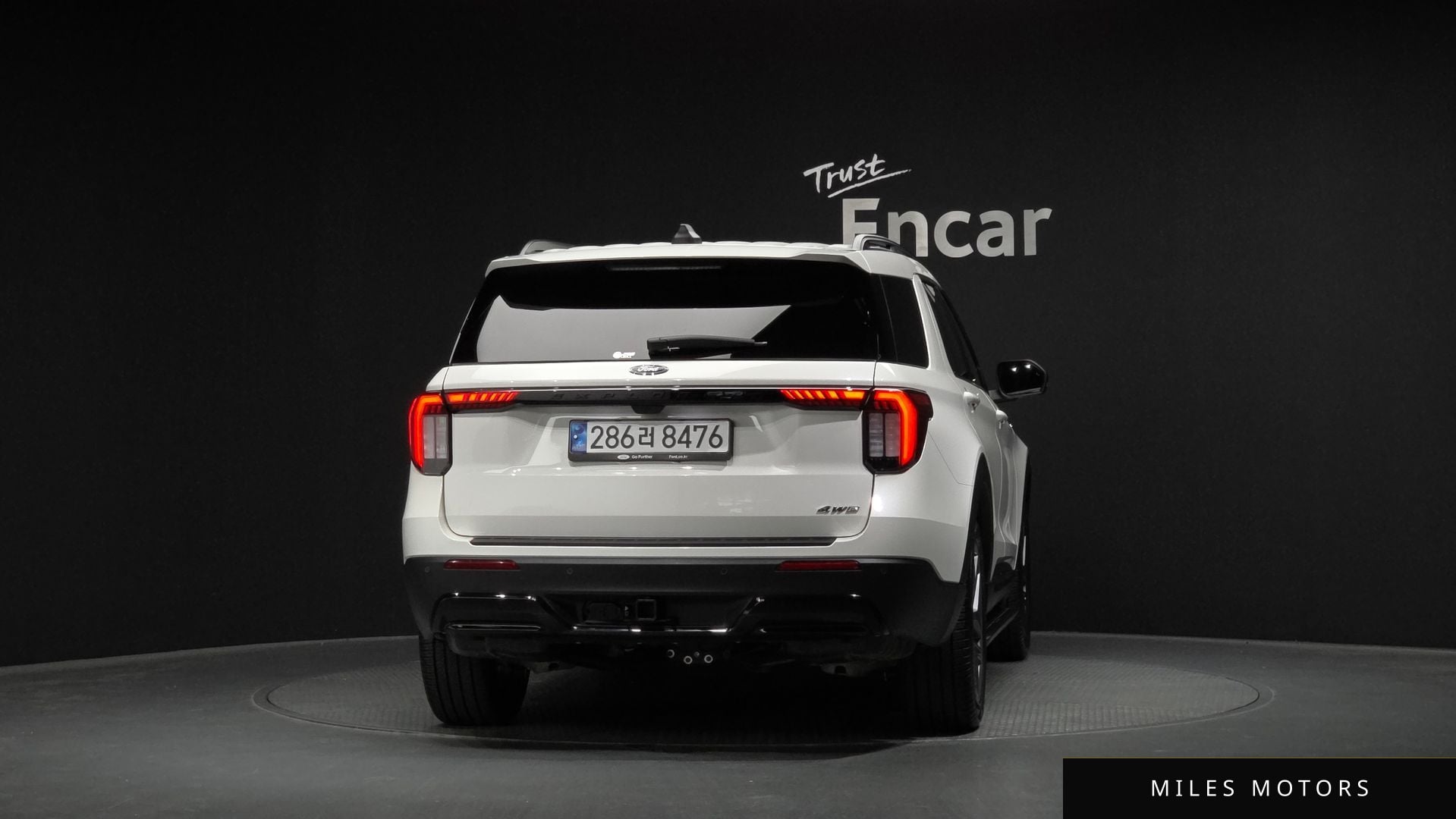 Ford Explorer 2025 — миниатюра 4