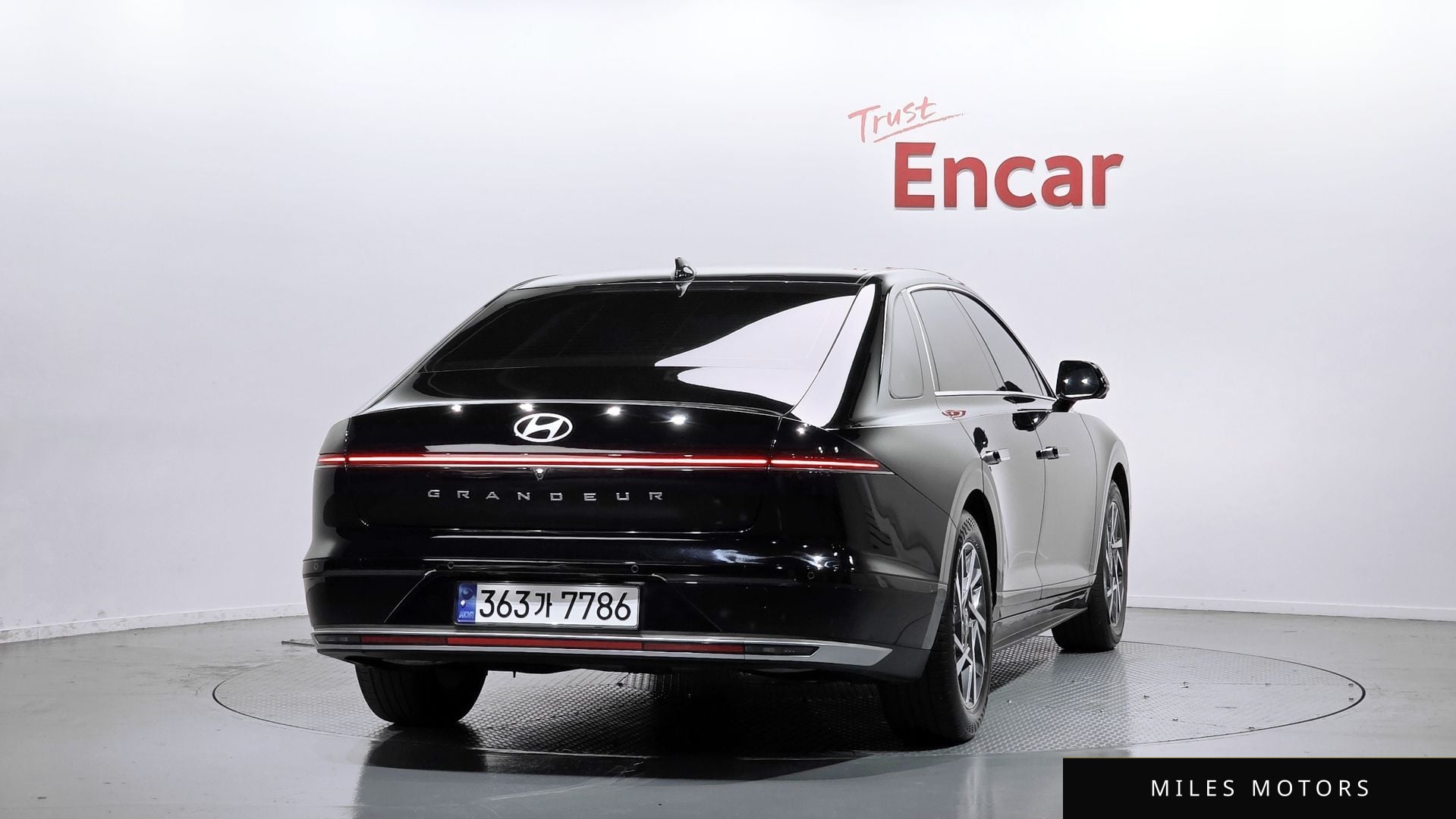 Hyundai Grandeur 2023 — миниатюра 2