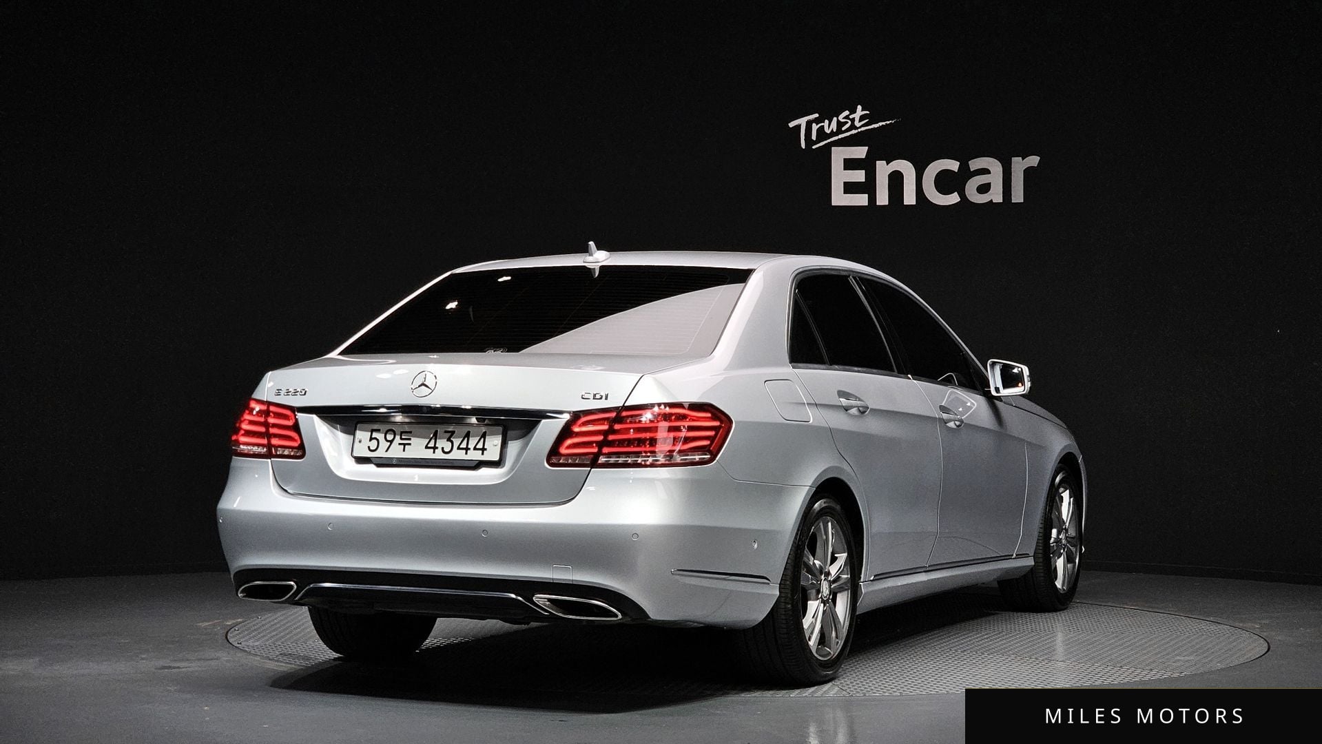 Mercedes-Benz E-Class W212 2014 — миниатюра 2
