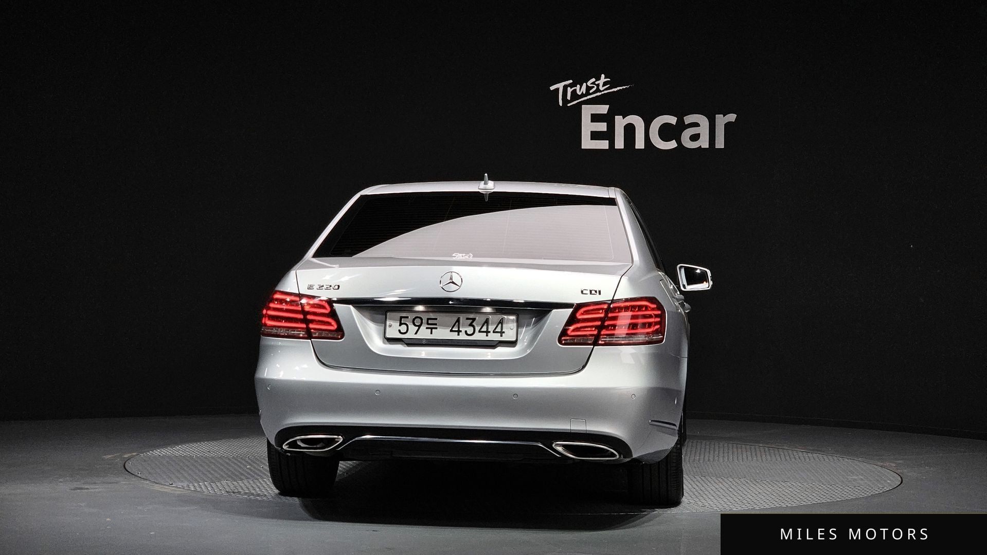 Mercedes-Benz E-Class W212 2014 — миниатюра 4