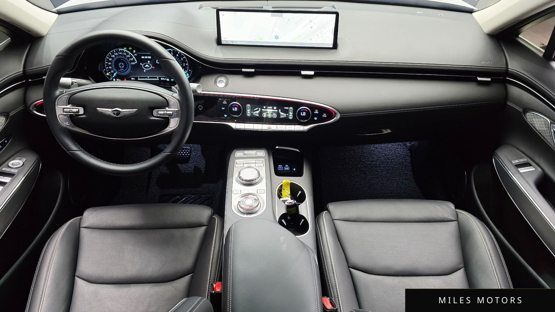 Genesis GV70 2024 — миниатюра 10