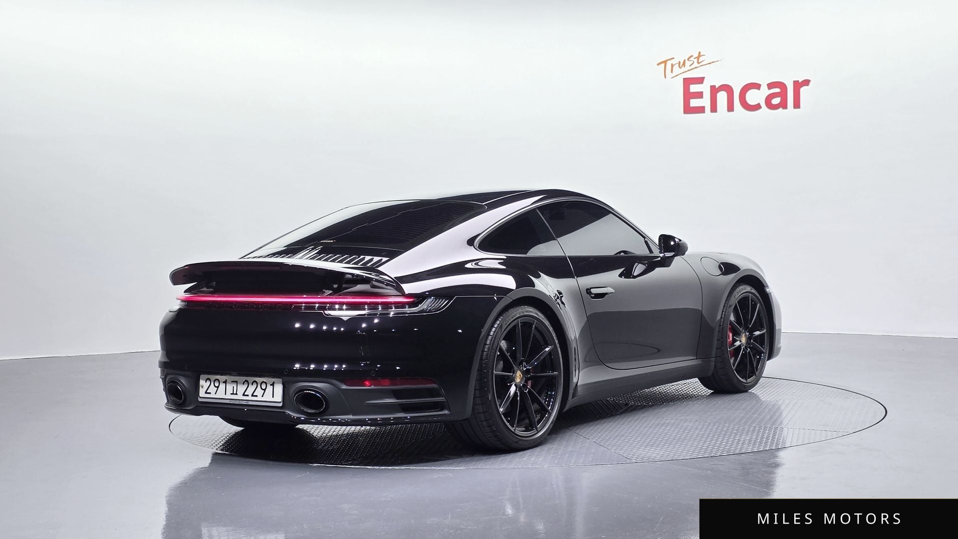 Porsche 911 (992) 2021 — миниатюра 2