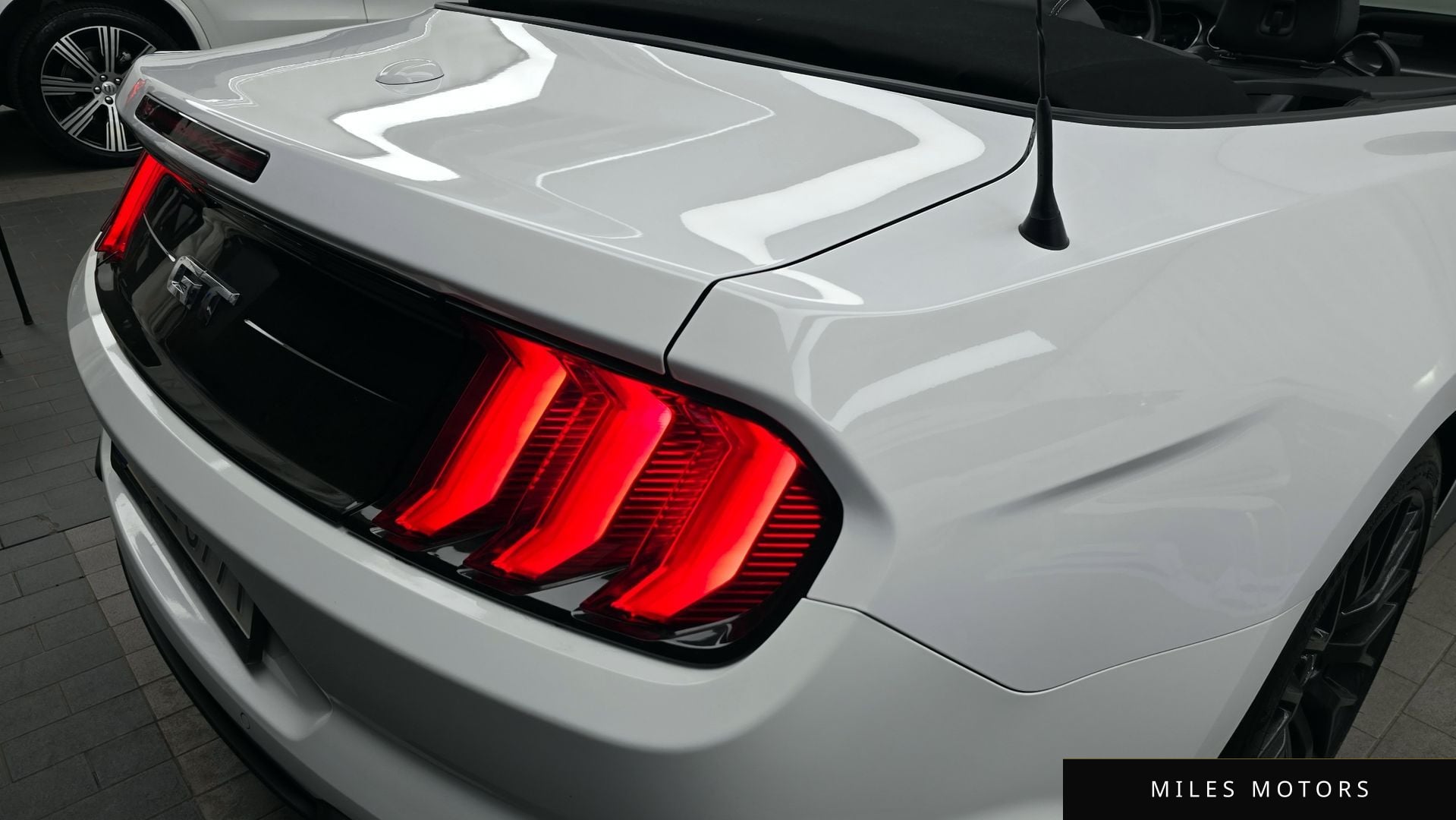 Ford Mustang 2022 — миниатюра 9