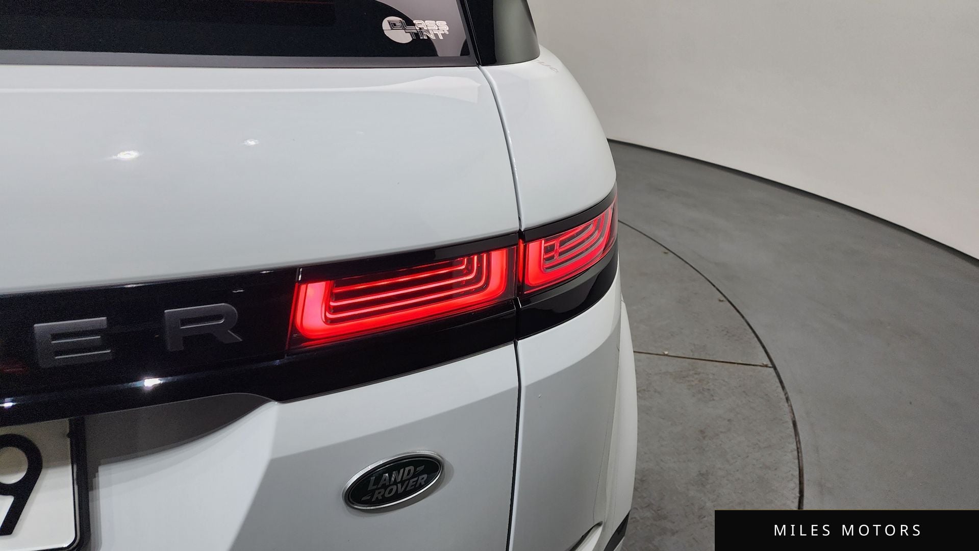 Land Rover Range Rover Evoque 2023 — миниатюра 9