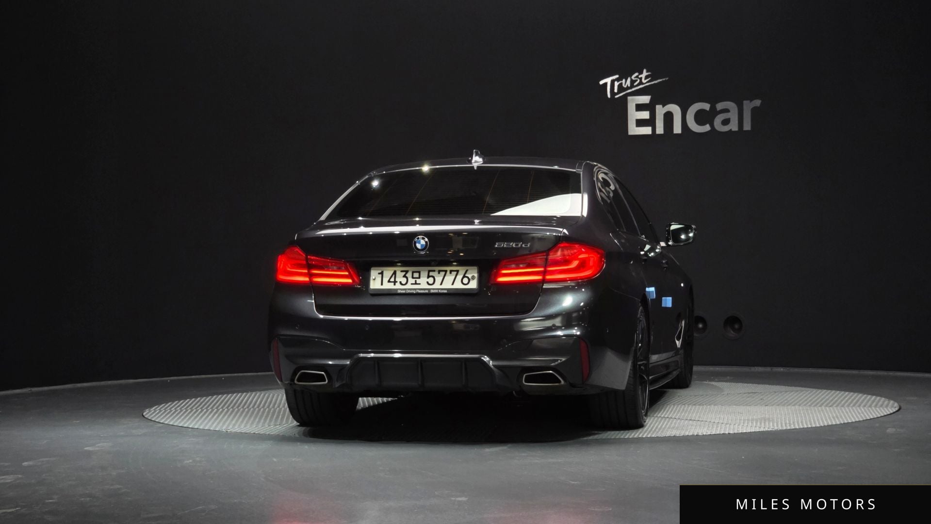 BMW 5 Series (G30) 2020 — миниатюра 4