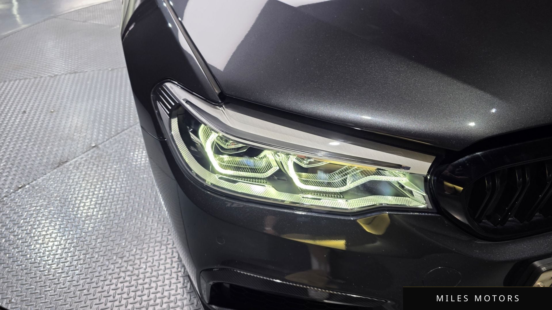 BMW 5 Series (G30) 2020 — миниатюра 8