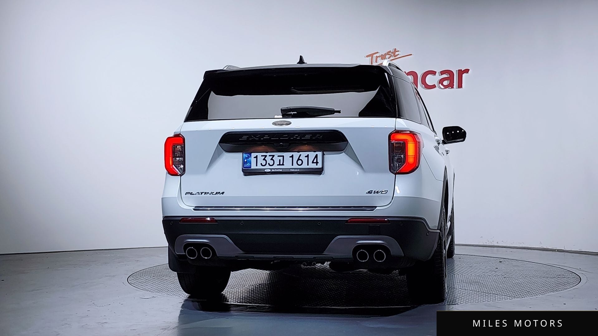 Ford Explorer 2021 — миниатюра 3