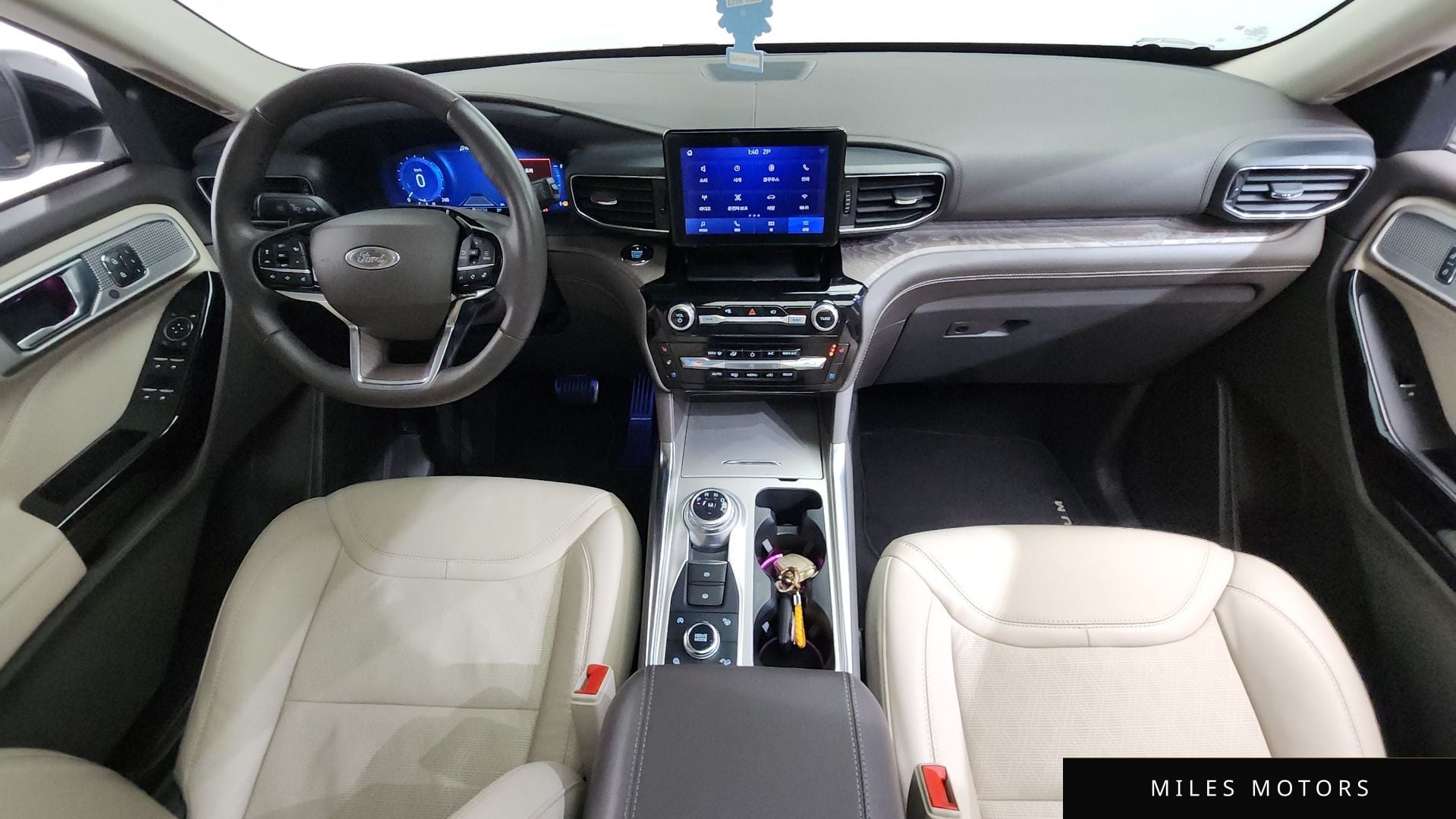Ford Explorer 2021 — миниатюра 9