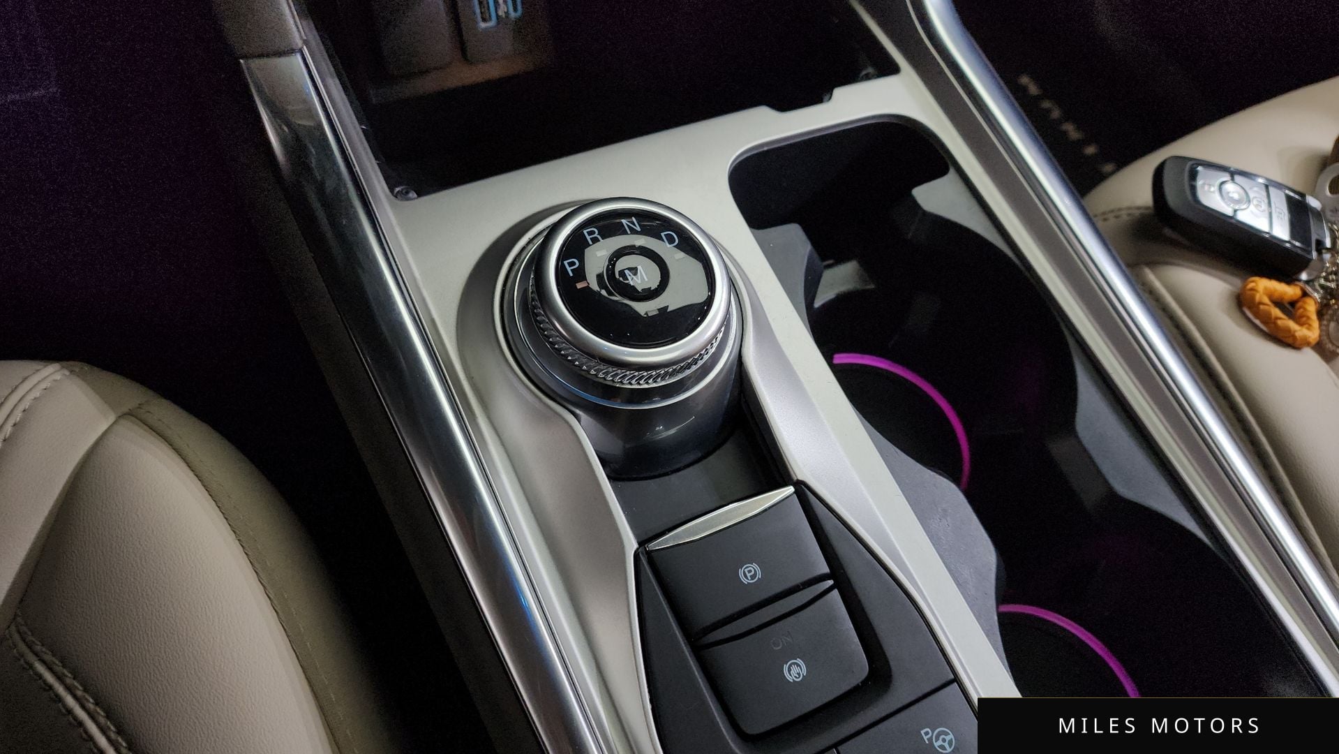 Ford Explorer 2021 — миниатюра 11