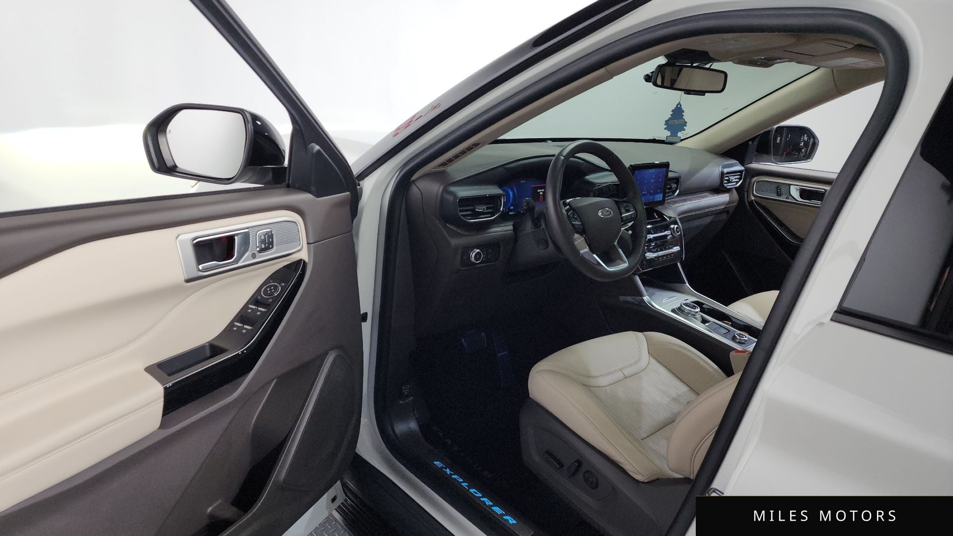 Ford Explorer 2021 — миниатюра 12