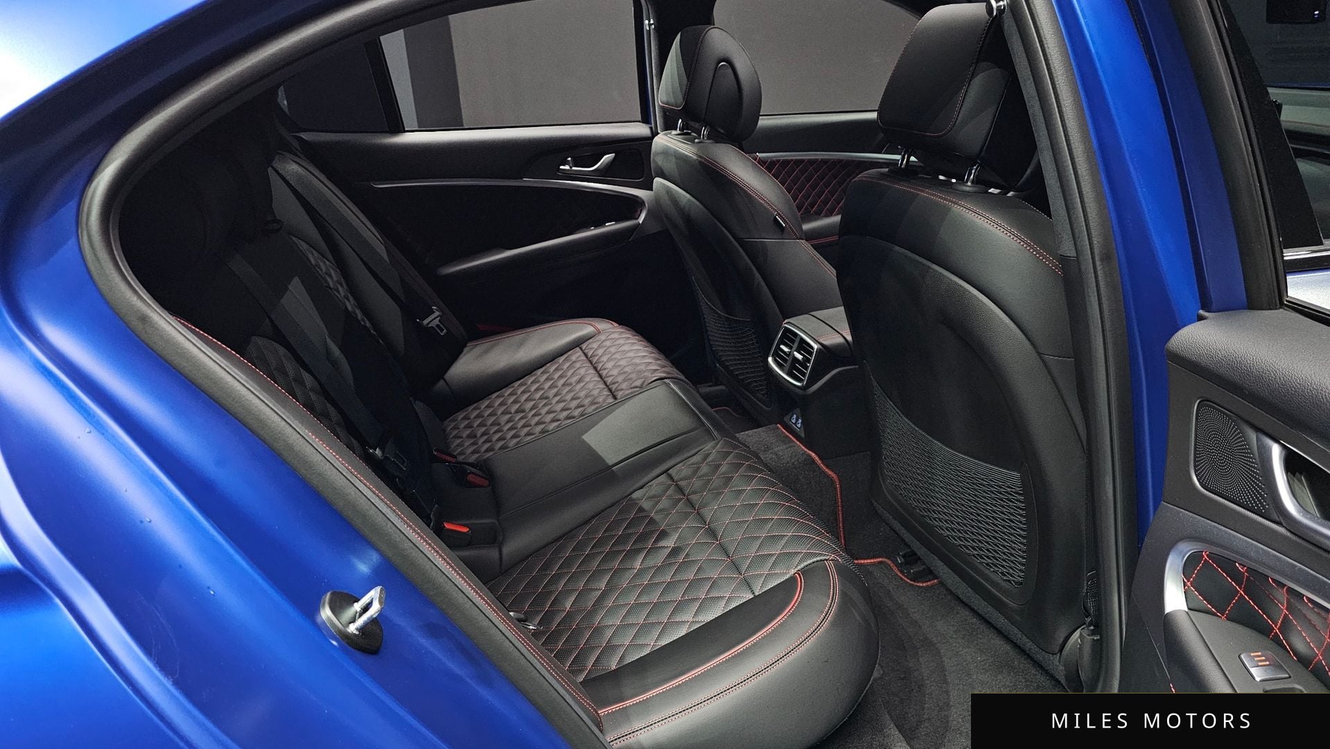 Genesis G70 2025 — миниатюра 18