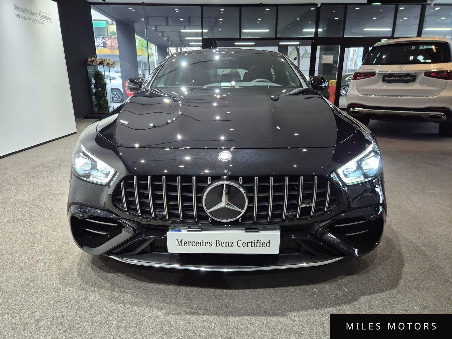 Mercedes-Benz AMG GT 2025 — миниатюра 3