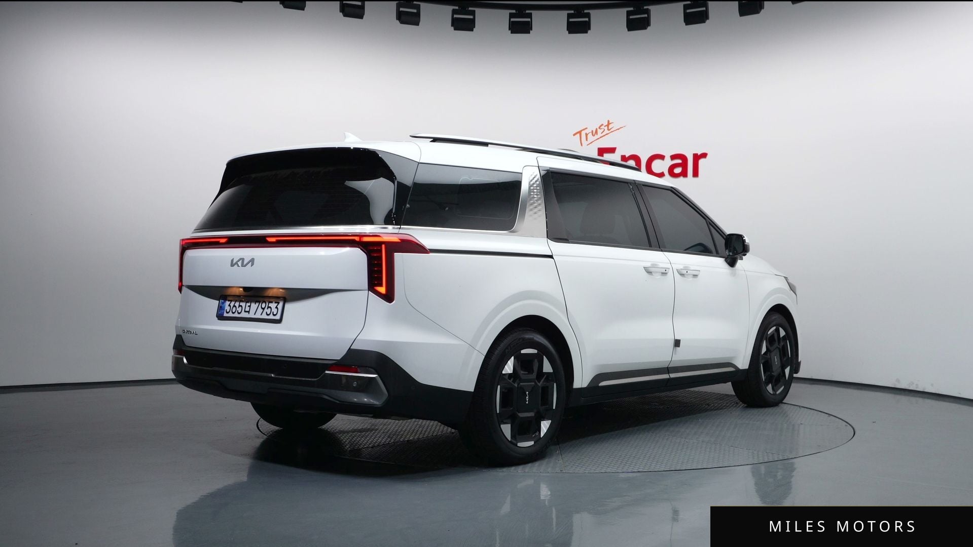 Kia Canival 2024 — миниатюра 2