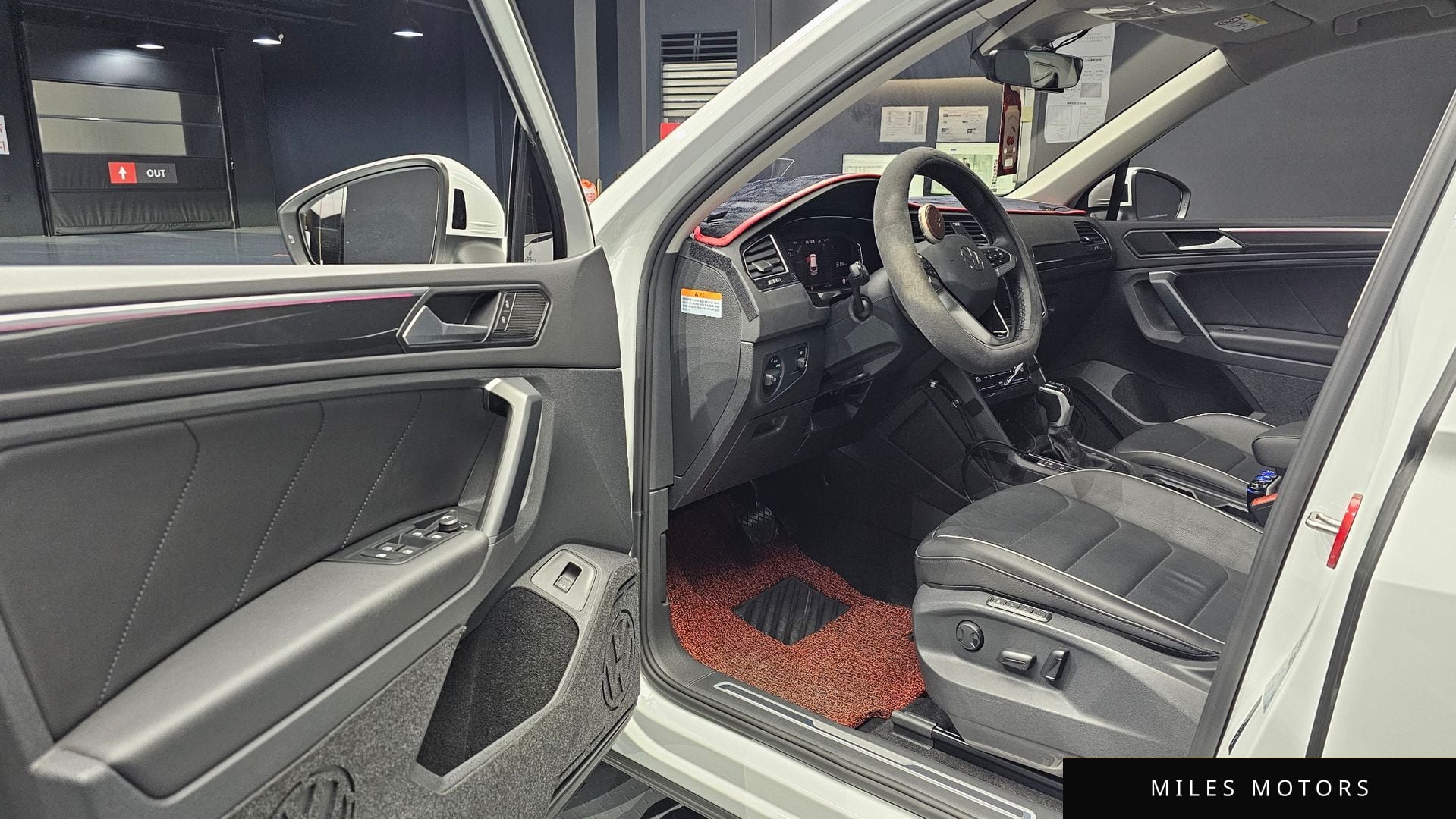 Volkswagen Tiguan 2023 — миниатюра 10