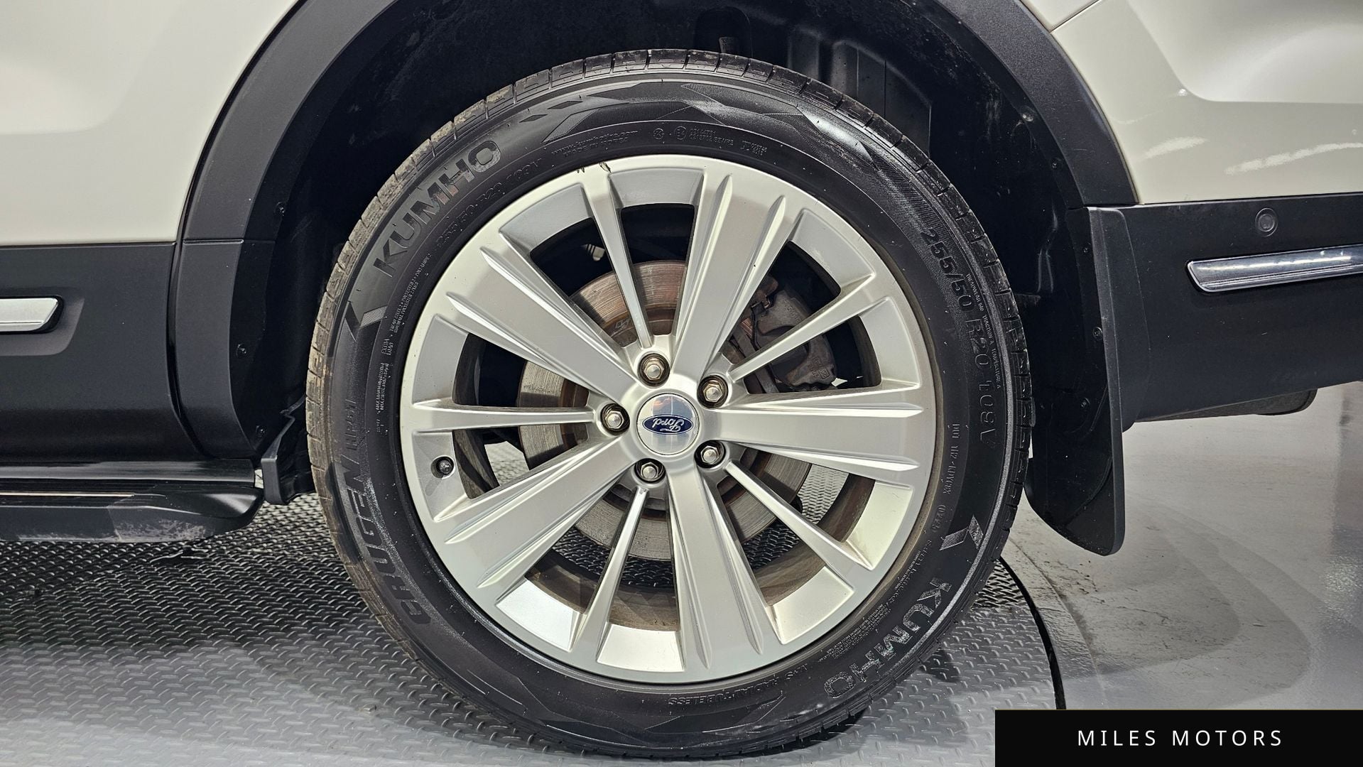 Ford Explorer 2019 — миниатюра 7