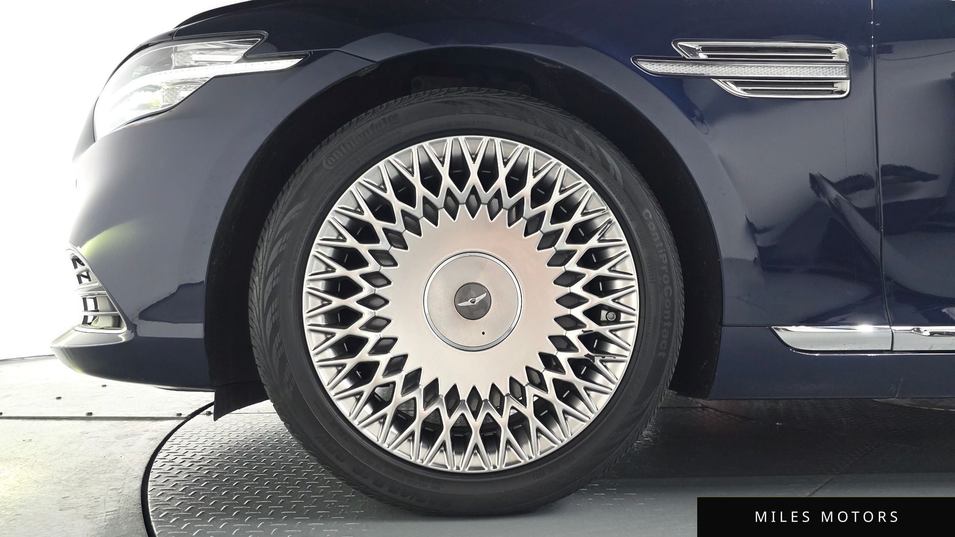 Genesis G90 2019 — миниатюра 4