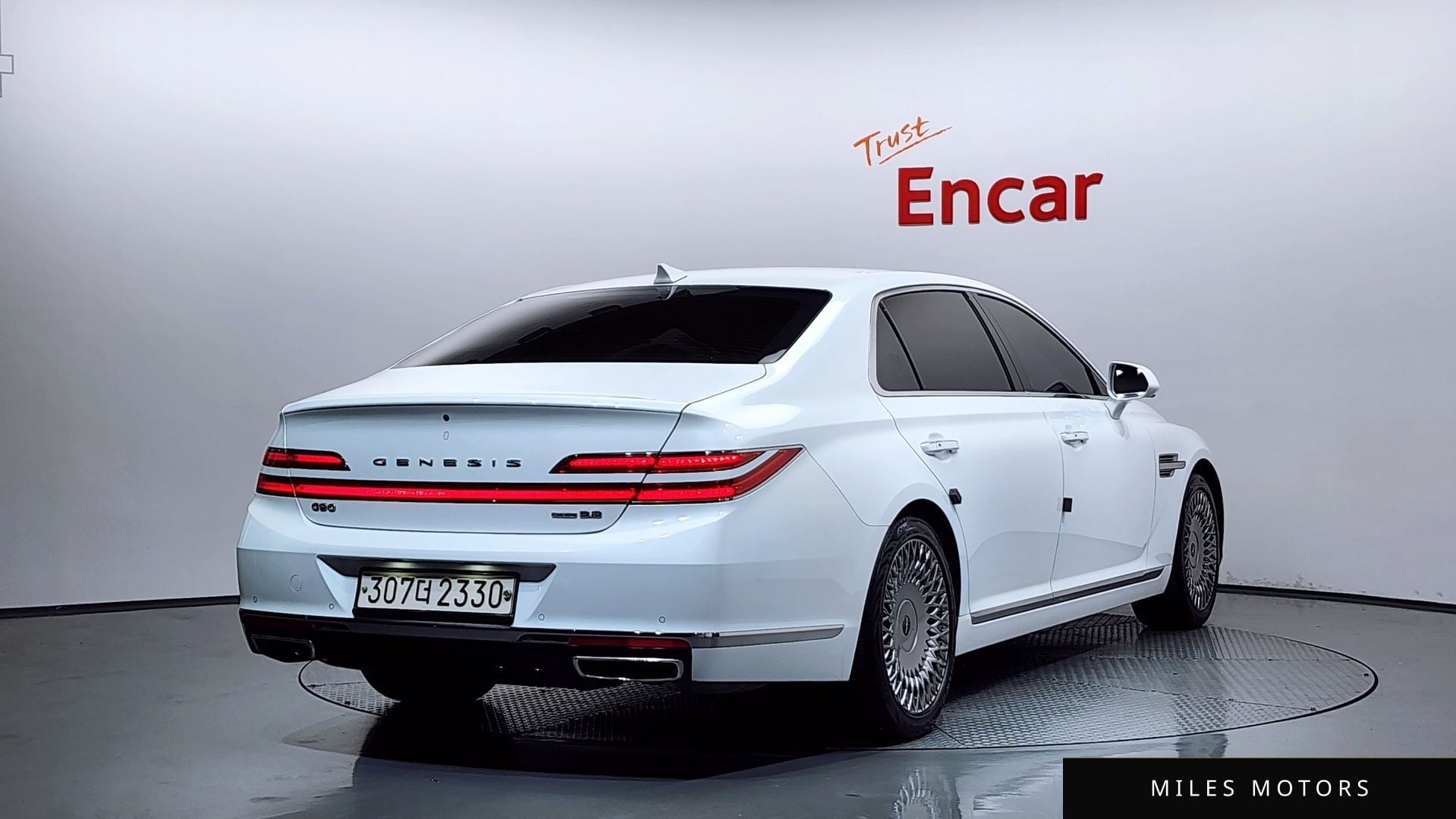Genesis G90 2019 — миниатюра 2