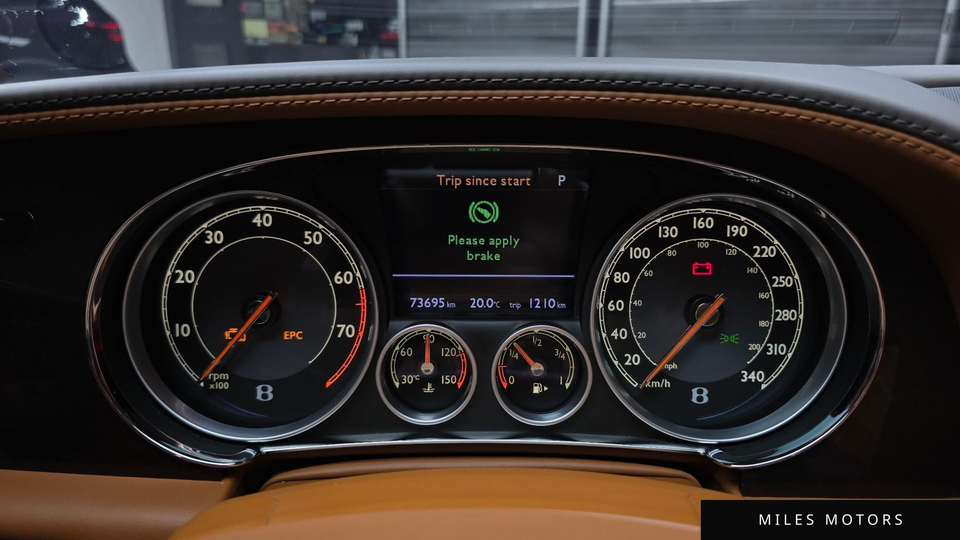 Bentley Flying Spur 2014 — миниатюра 8