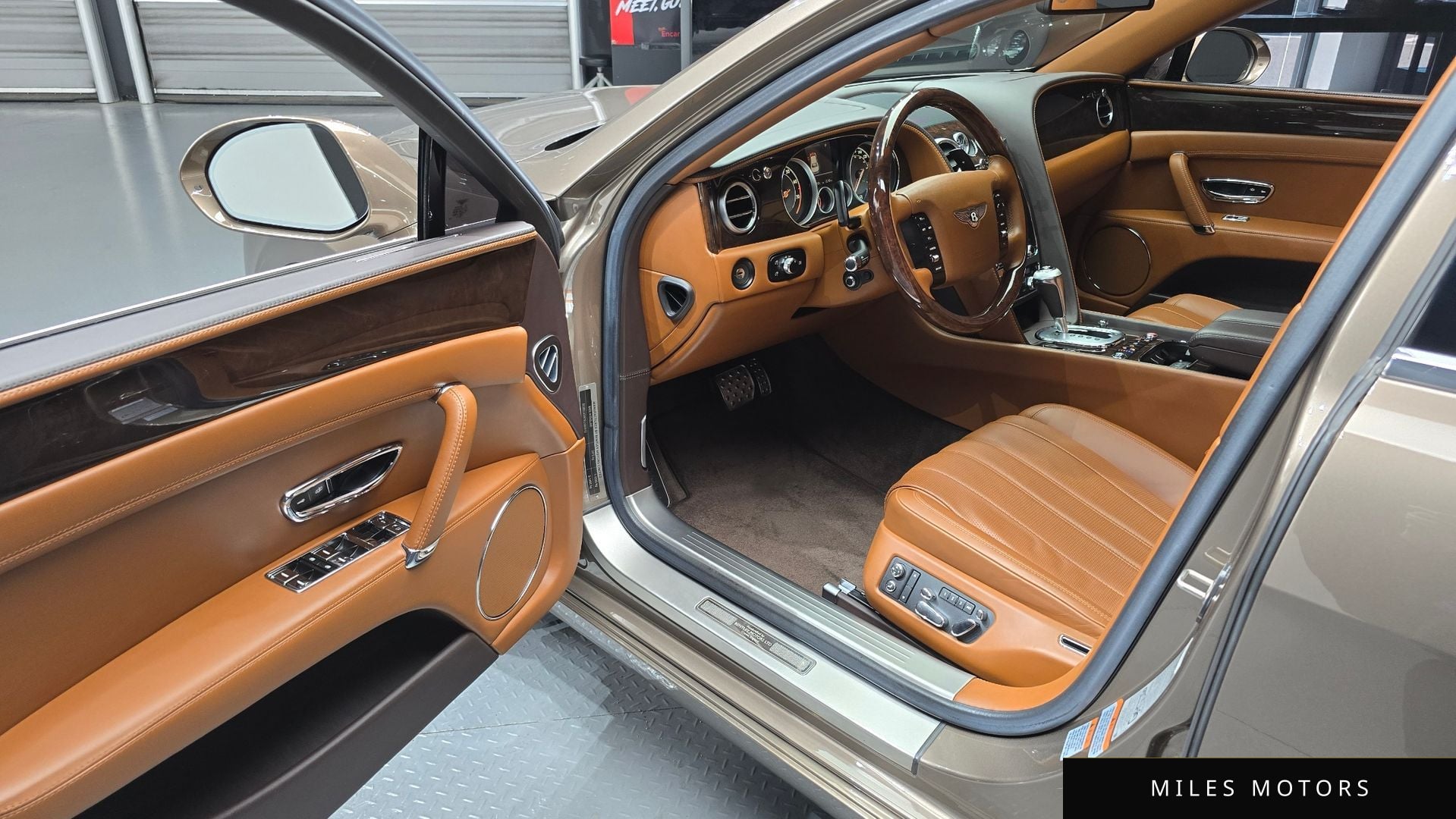 Bentley Flying Spur 2014 — миниатюра 10