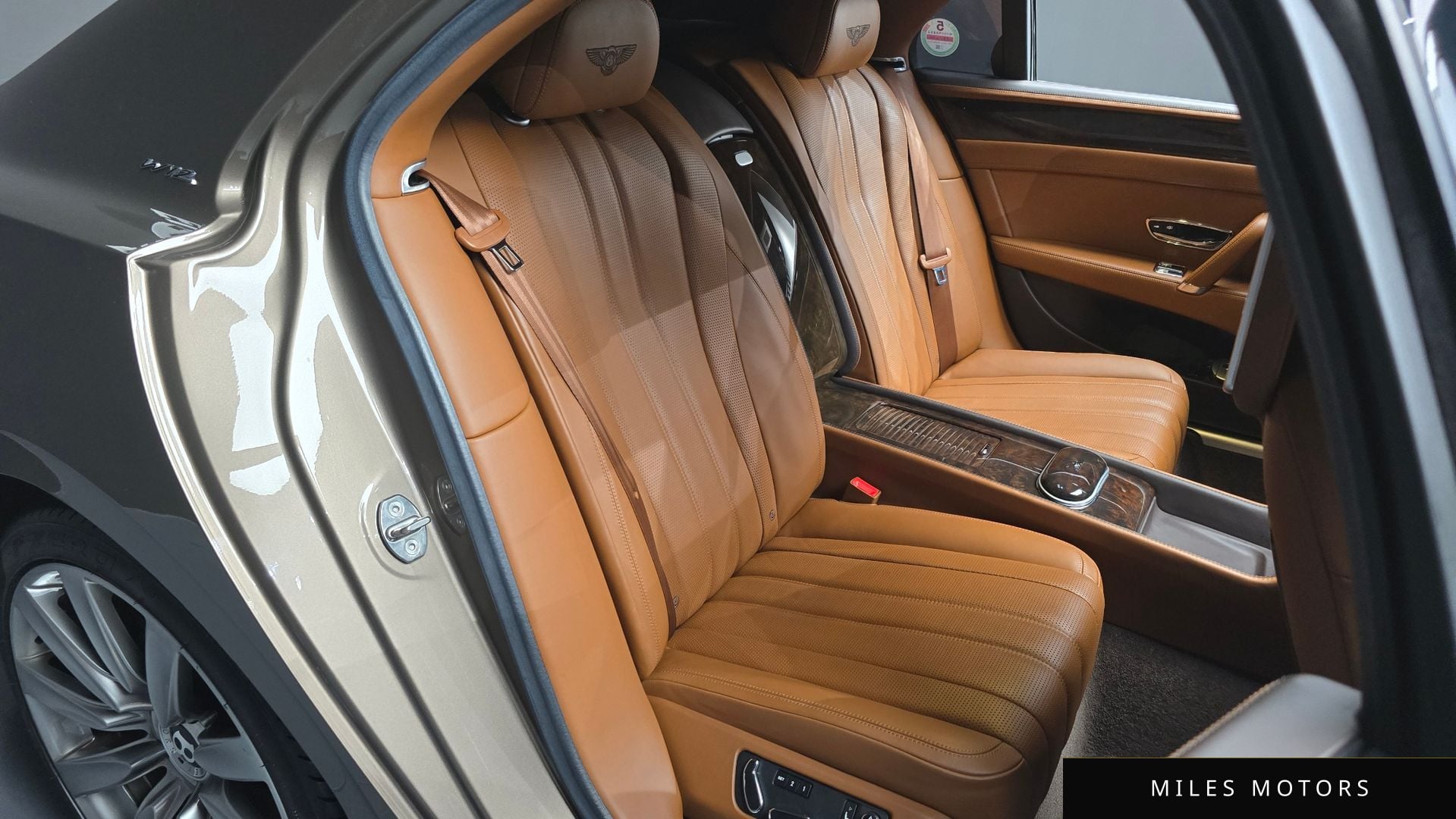 Bentley Flying Spur 2014 — миниатюра 12