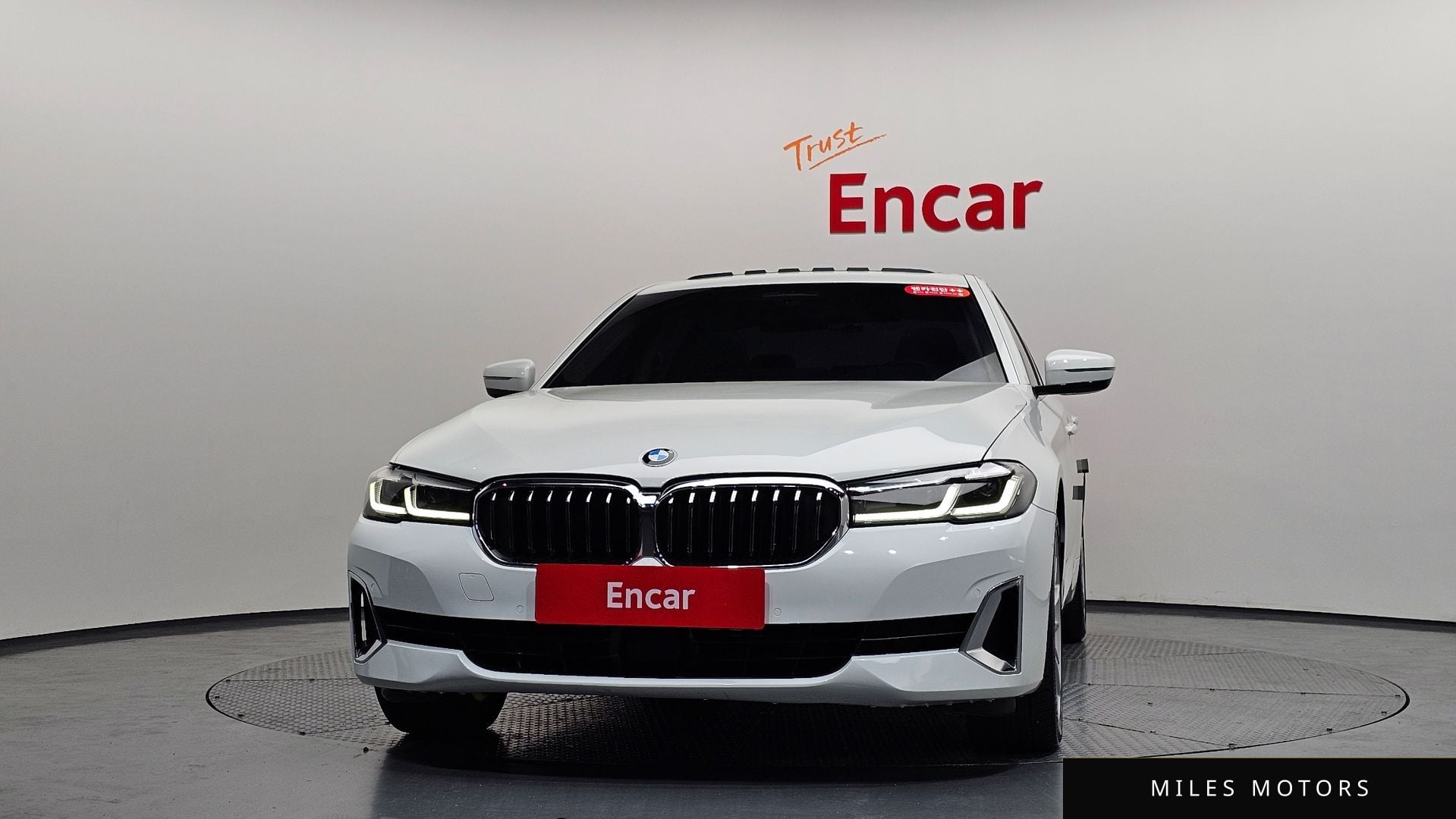 BMW 5 Series (G30) 2023 — миниатюра 2