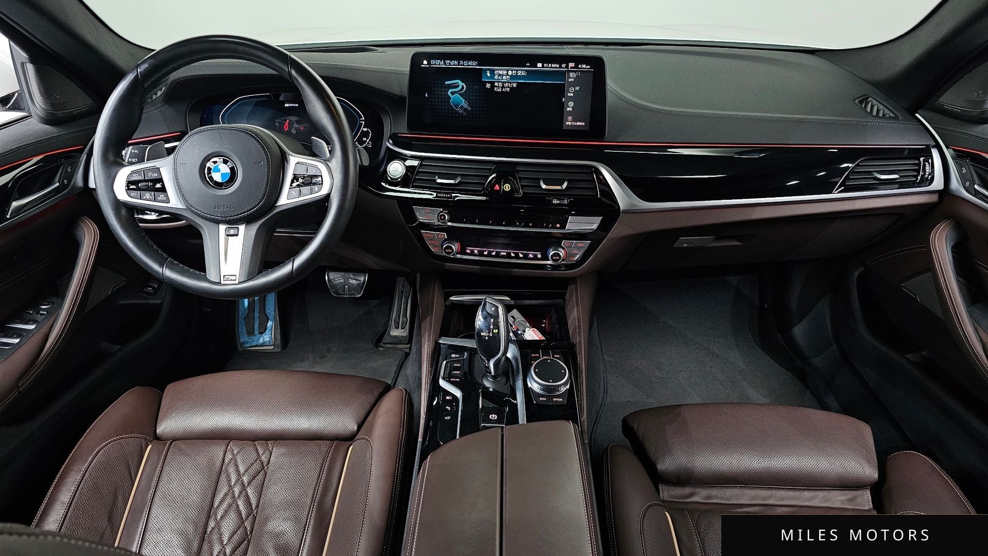 BMW 5 Series (G30) 2021 — миниатюра 10