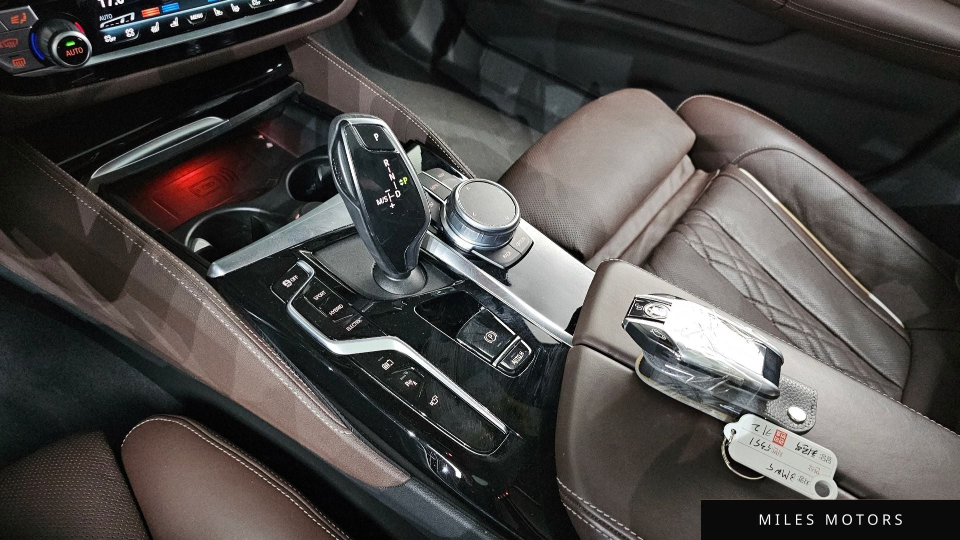 BMW 5 Series (G30) 2021 — миниатюра 12