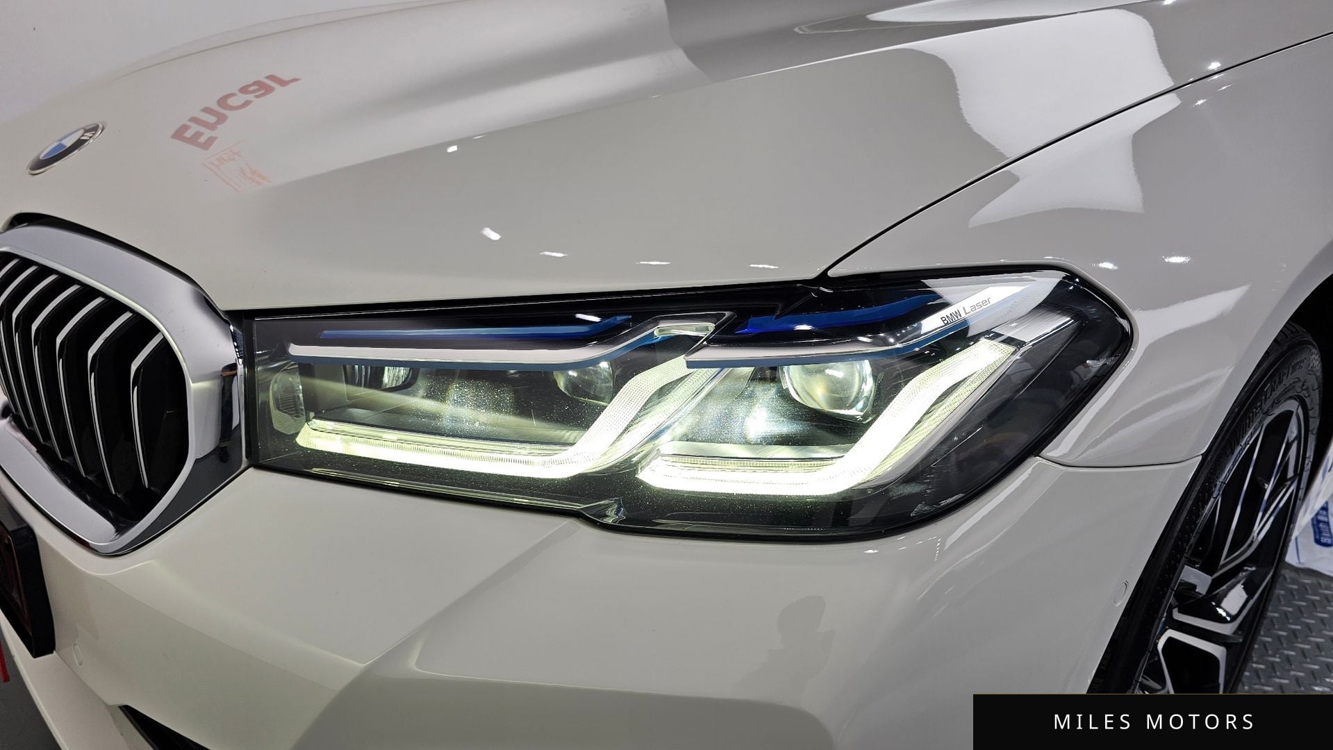 BMW 5 Series (G30) 2021 — миниатюра 8