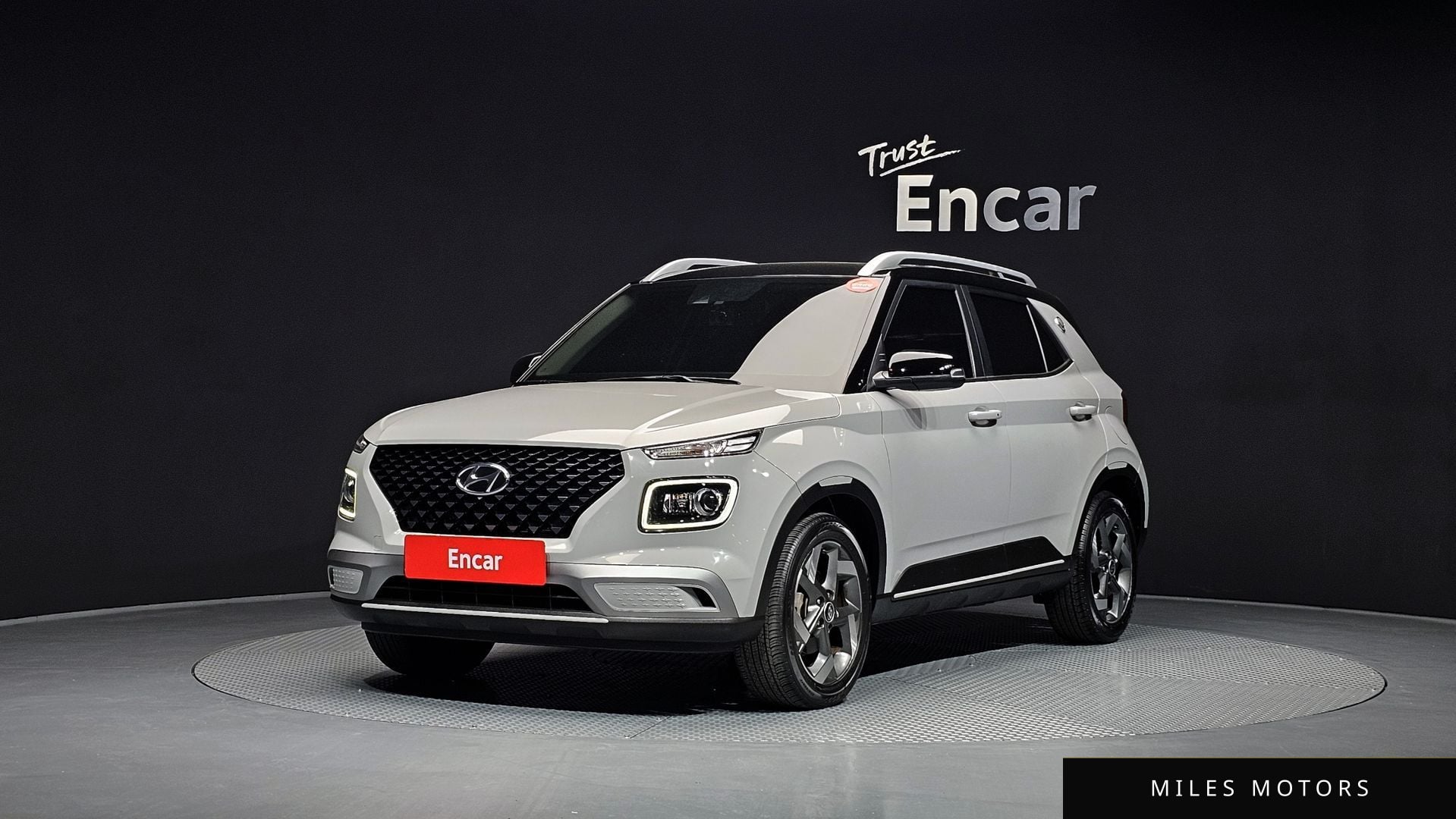 Hyundai Venue 2022 — фото 1 из 12