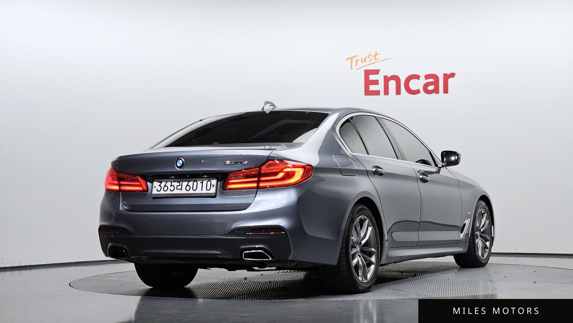 BMW 5 Series (G30) 2020 — миниатюра 2