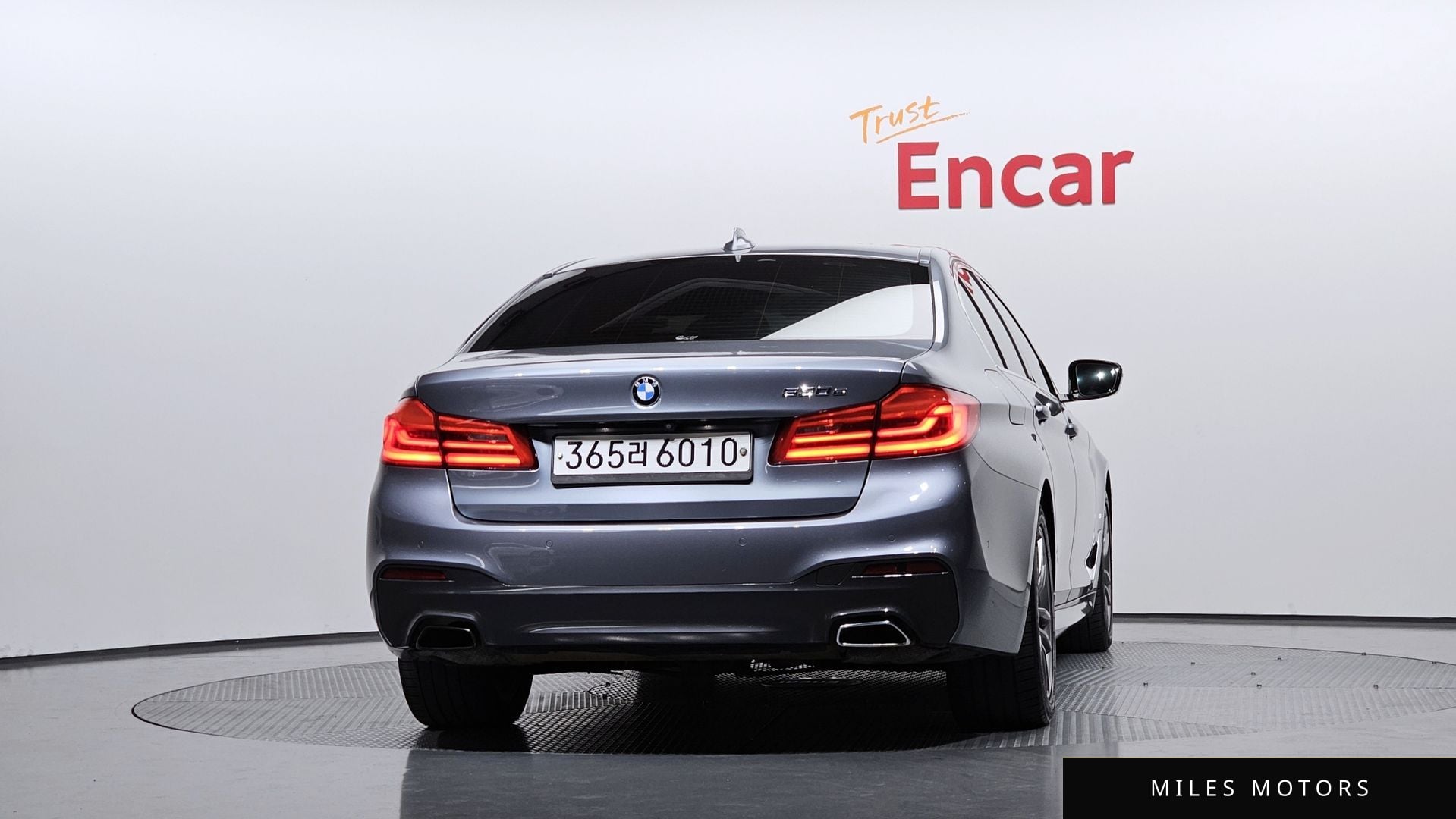 BMW 5 Series (G30) 2020 — миниатюра 4