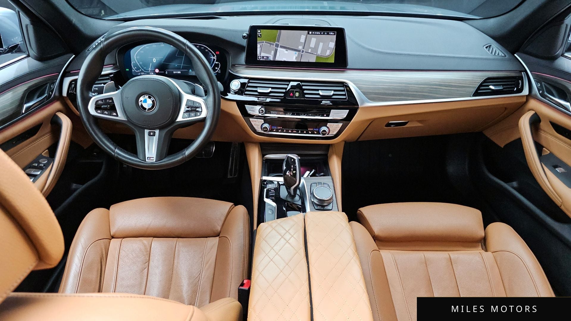 BMW 5 Series (G30) 2020 — миниатюра 10