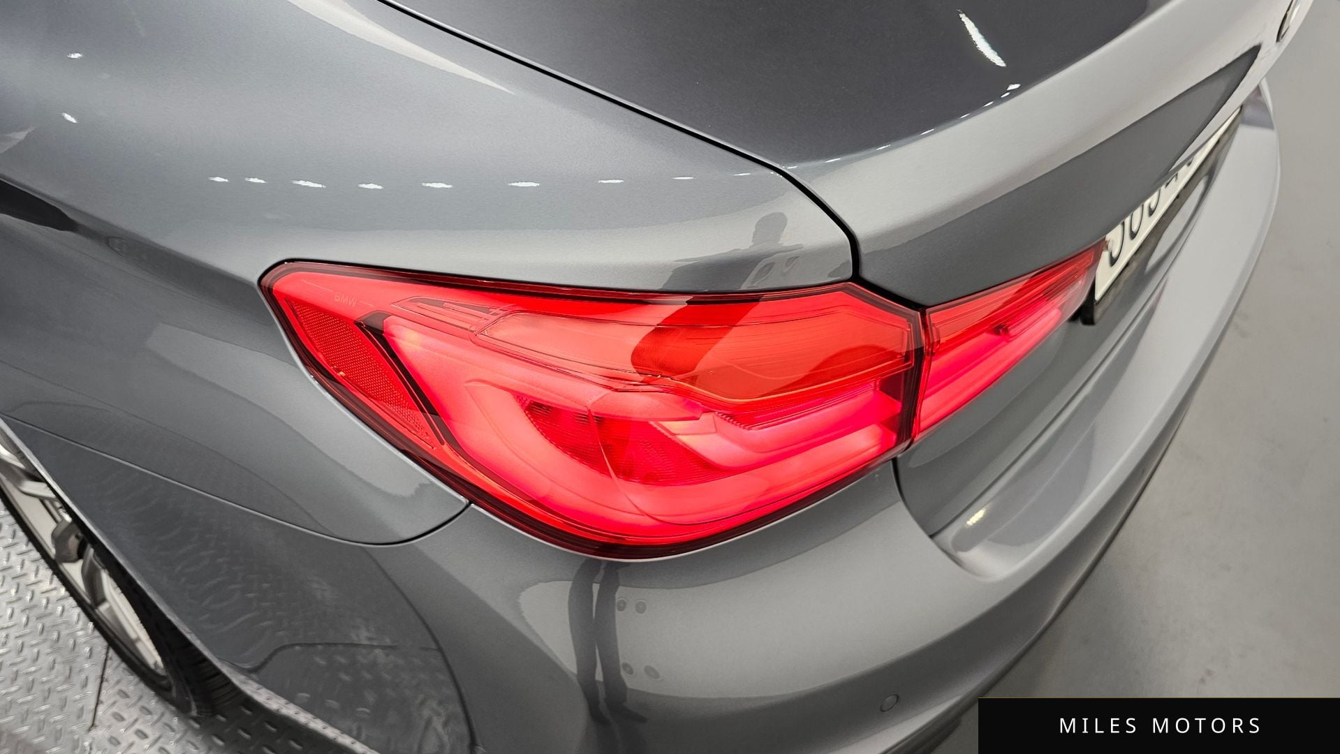 BMW 5 Series (G30) 2020 — миниатюра 9