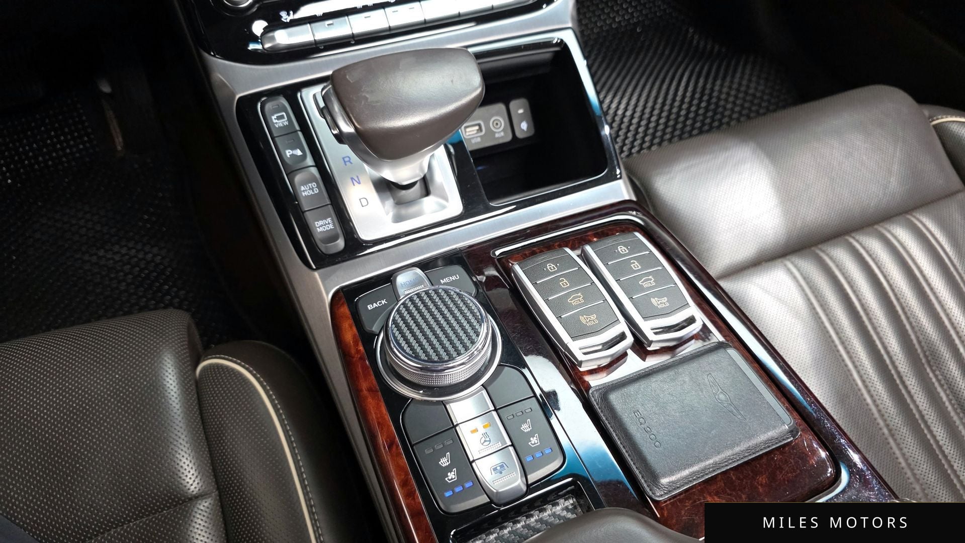 Genesis EQ900 2016 — миниатюра 12