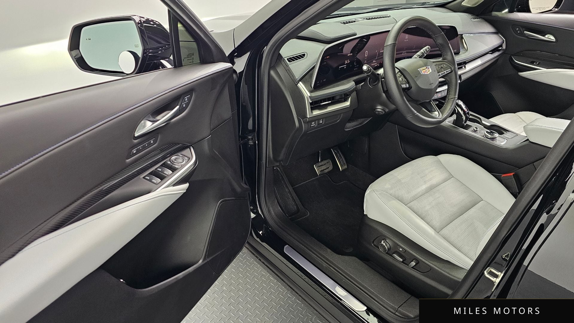 Cadillac XT4 2024 — миниатюра 13