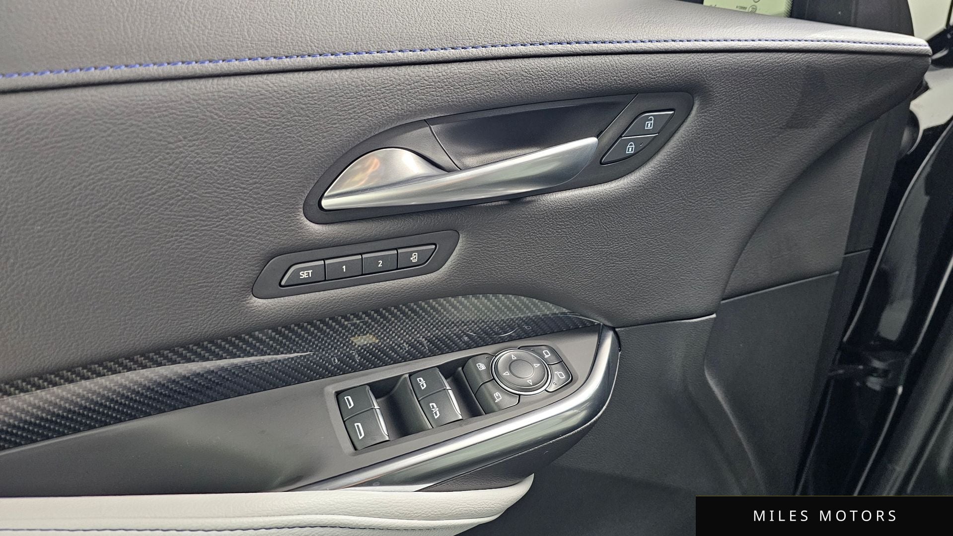 Cadillac XT4 2024 — миниатюра 28