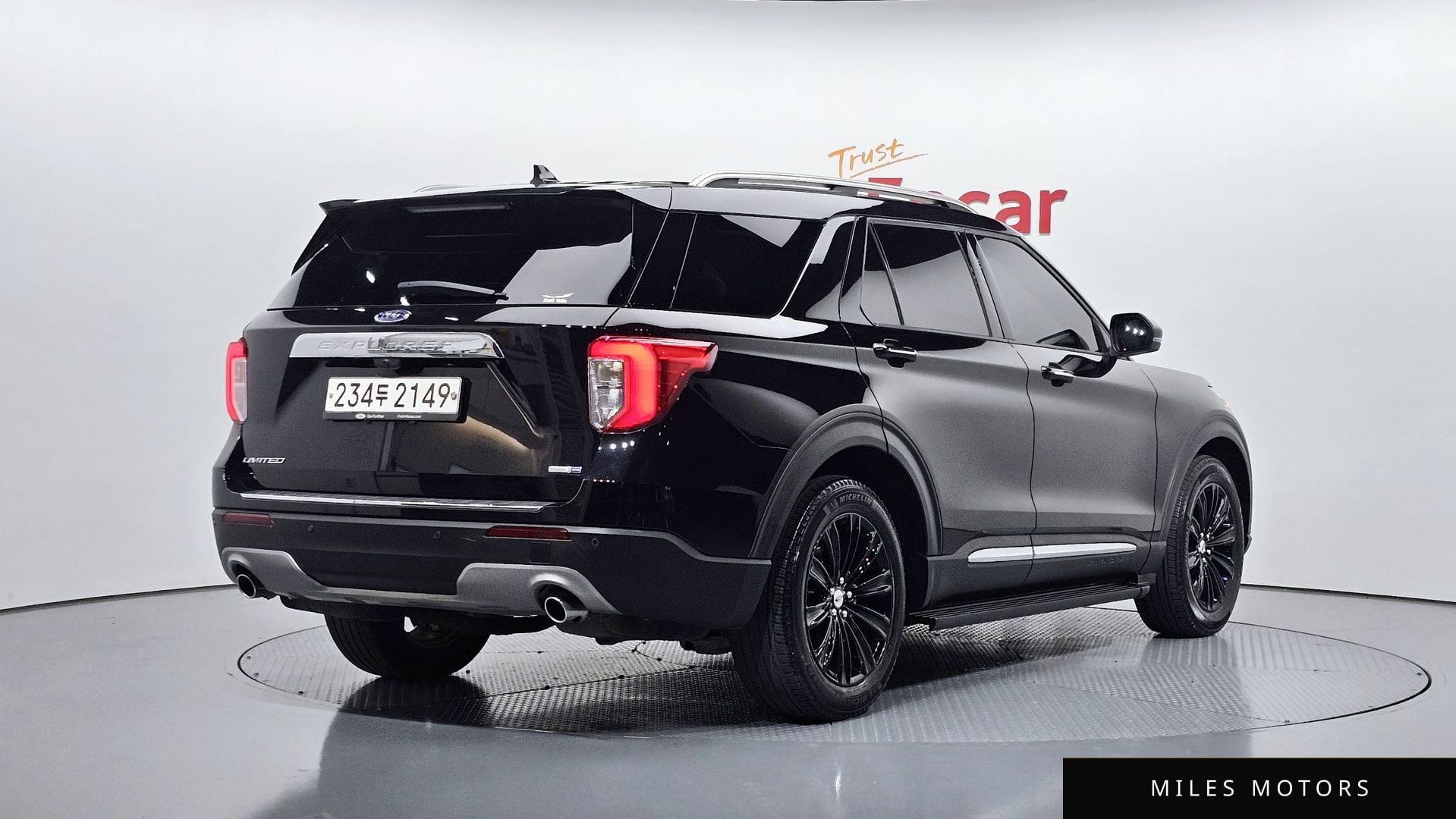 Ford Explorer 2020 — миниатюра 2