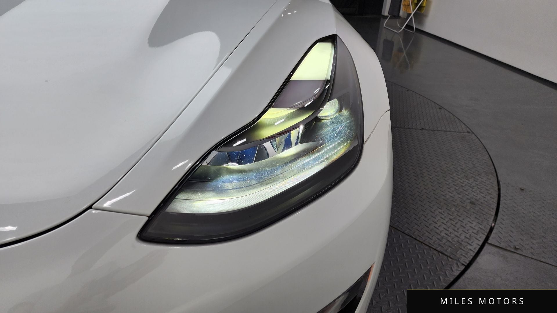 Tesla Model 3 2021 — миниатюра 8