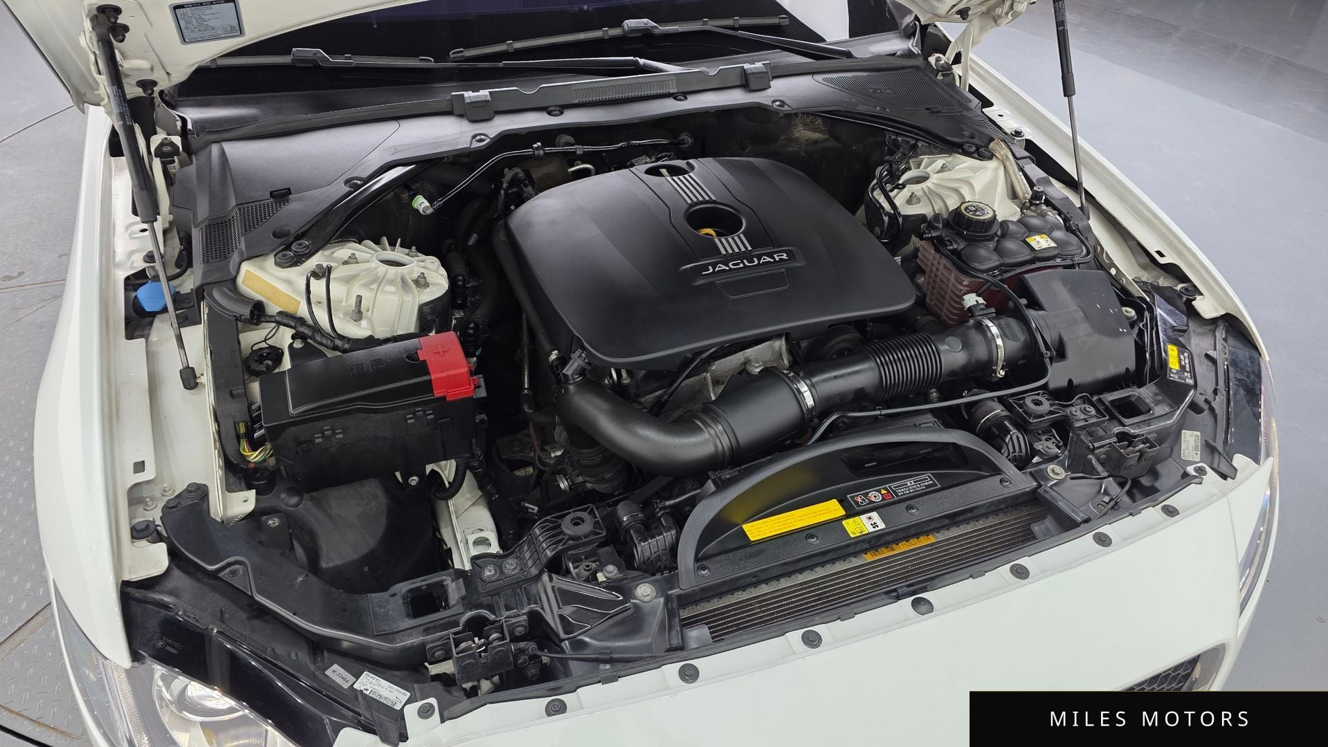 Jaguar XF (X260) 2017 — миниатюра 6