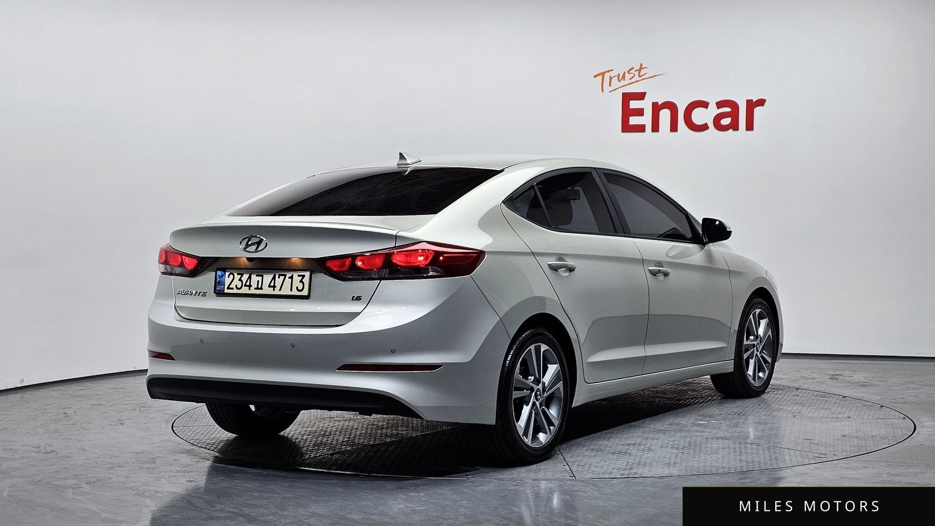 Hyundai AVANTE 2018 — миниатюра 2
