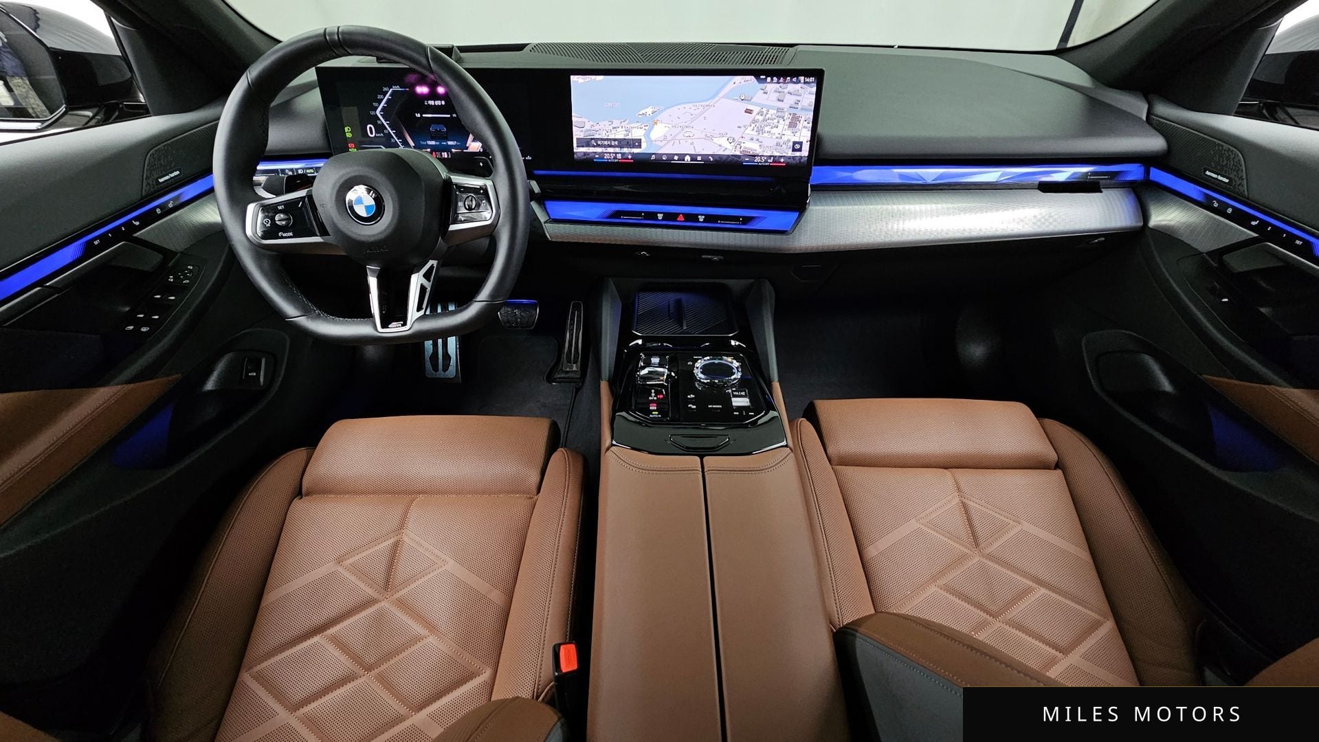 BMW 5 Series (G60) 2024 — миниатюра 10