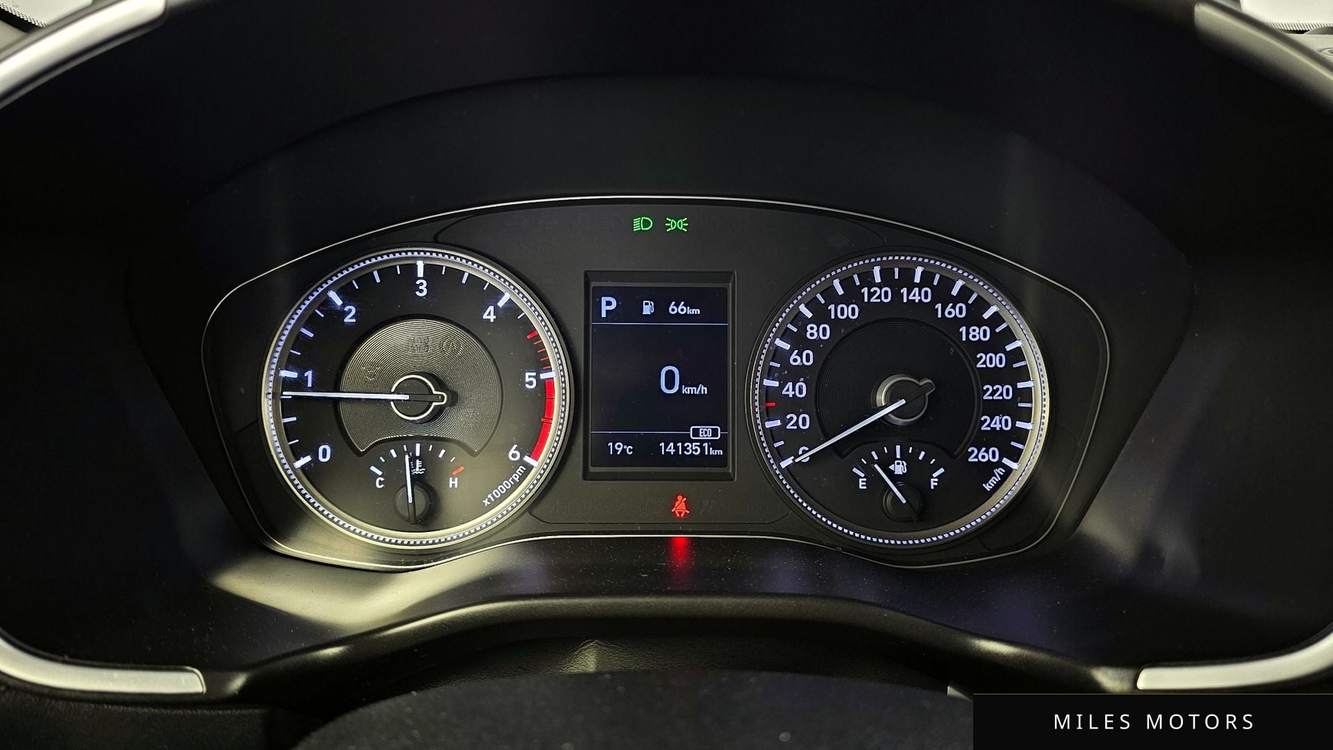 Hyundai Santafe 2019 — миниатюра 11