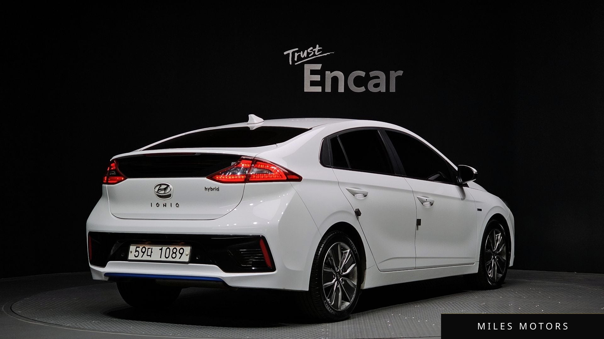 Hyundai Ioniq 2017 — миниатюра 2