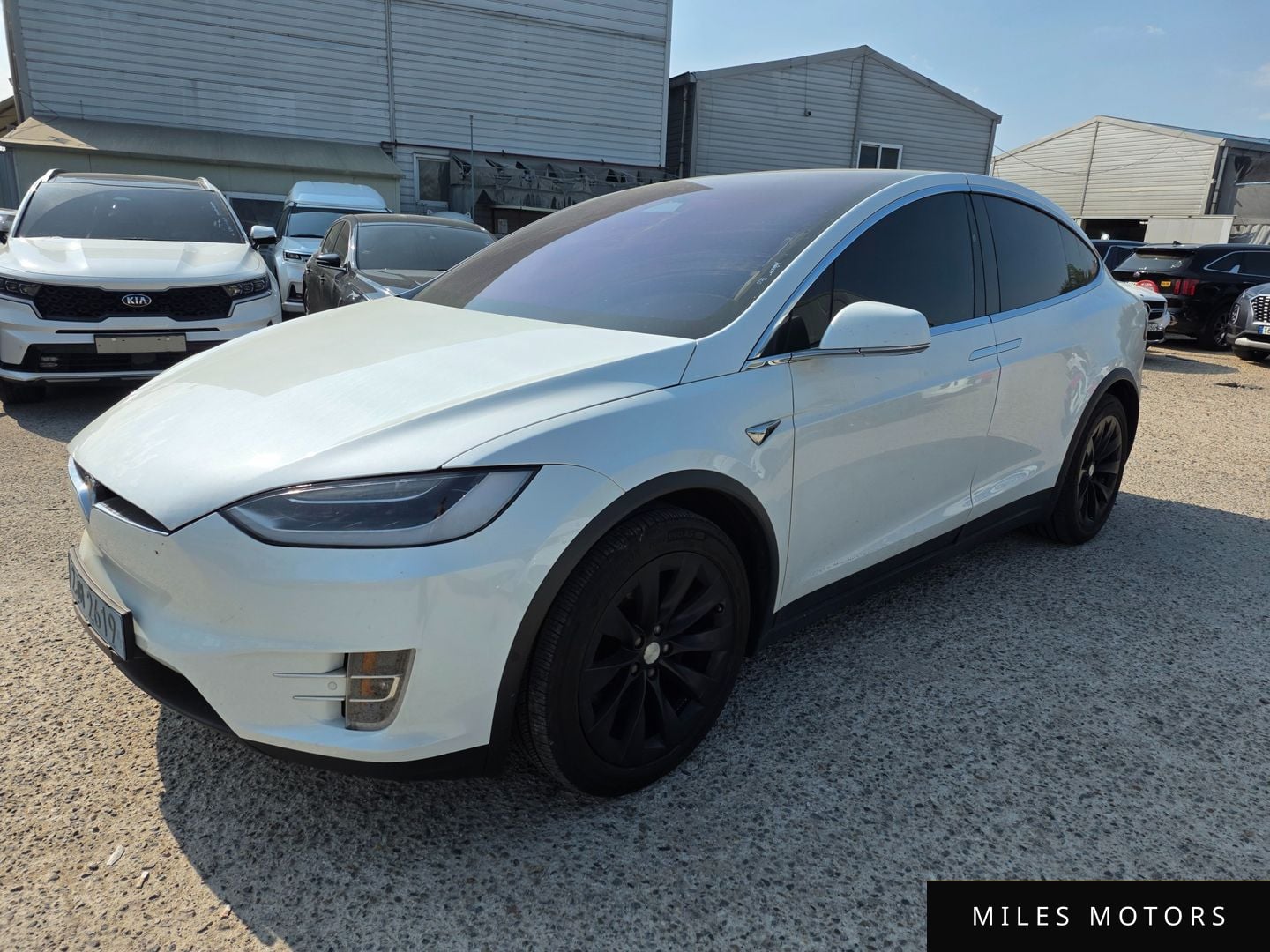 Tesla Model X 2019 — миниатюра 3